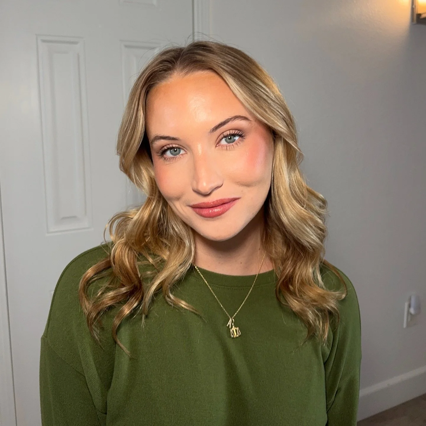 soft girl glam⭐️
#makeup #makeupartist #explore