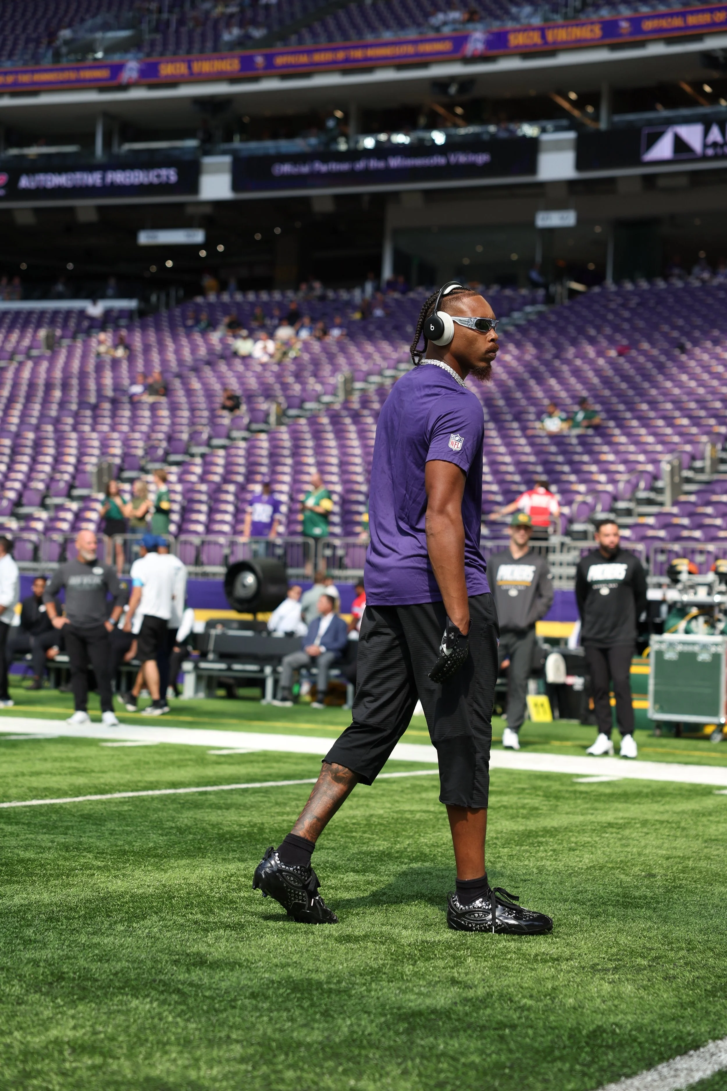 Justin Jefferson - Wk 1 - Warmup - 9.13.26 - #3.jpg