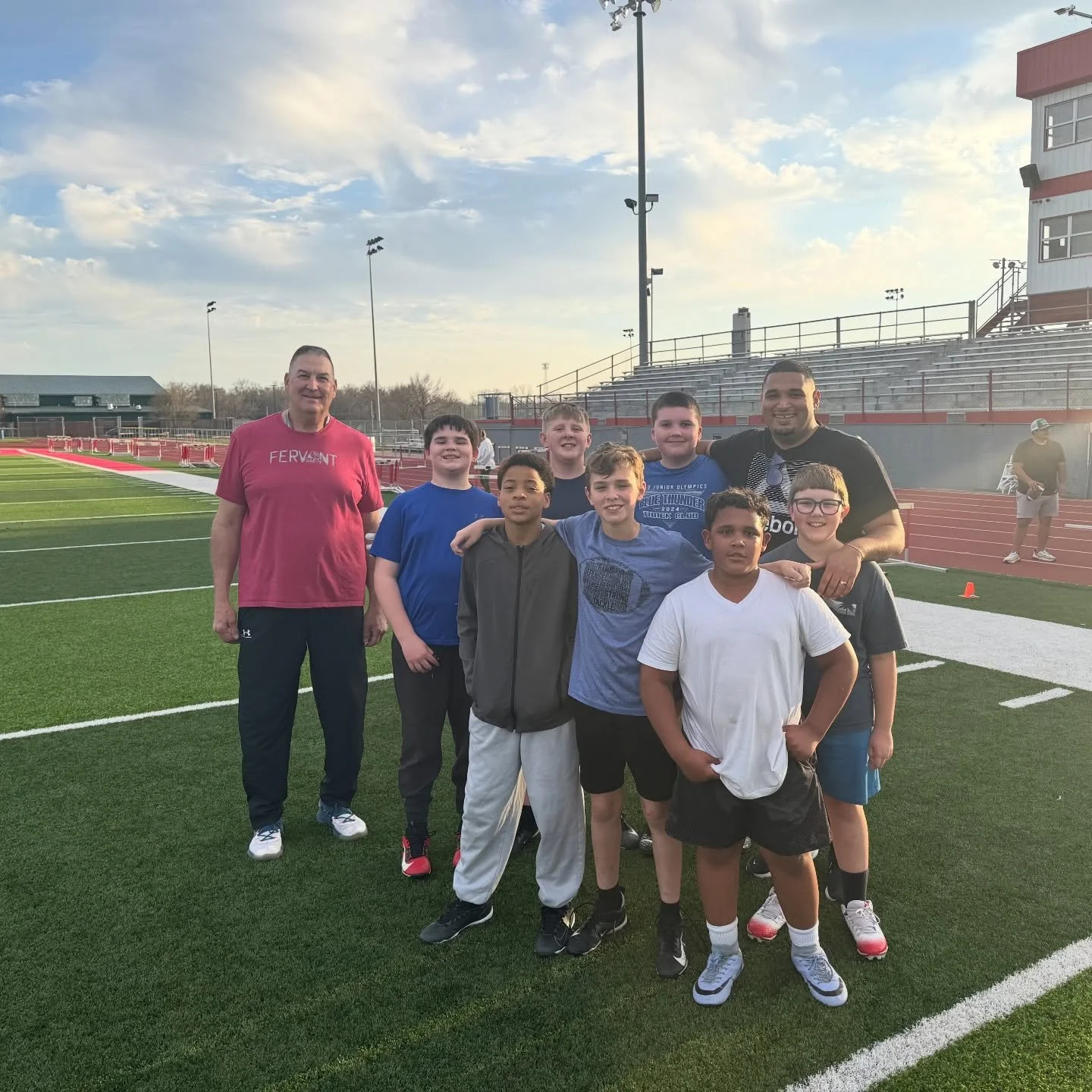 Big time growth for our big boys 💪

For the past 5 Sundays, our athletes have been putting in extra work at an O-Line / D-Line camp&mdash;learning, competing, and sharpening their craft.

Huge thank you to former Mizzou O Linenan and Rock Bridge gra