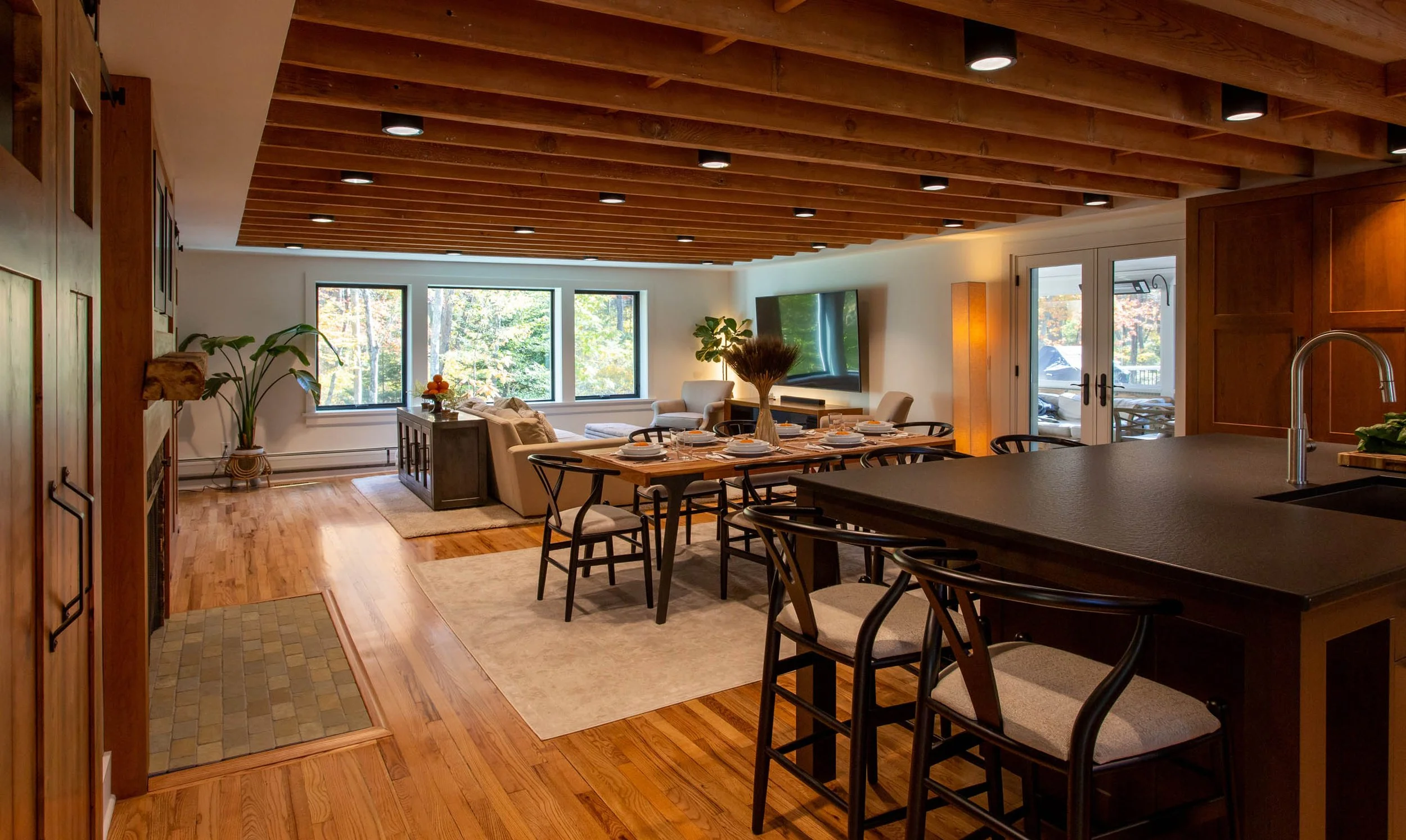 Open plan kitchen, dining and family room