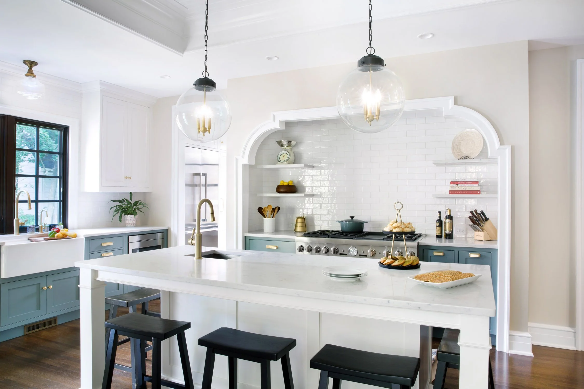 A beautiful way to hide a post.