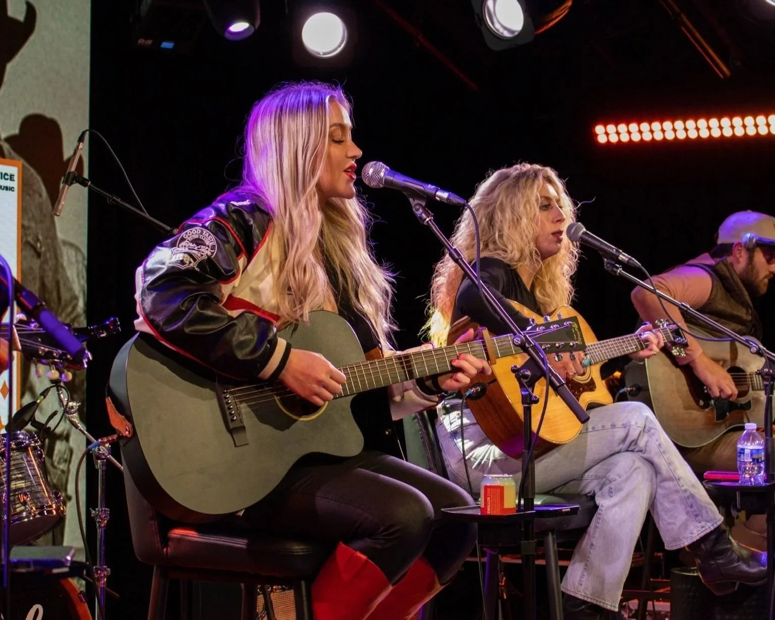 Sadie Cannon at The Stillery