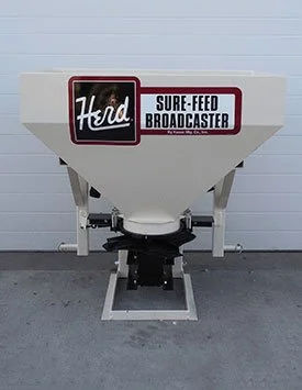 Herd-550-3PT-Broadcast-Seeder-Spreader.jpg
