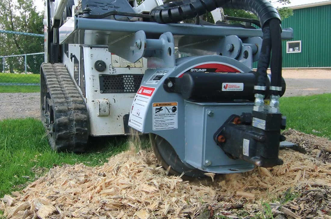 Bobcat-Mini-skidsteer-stump-grinder.jpg