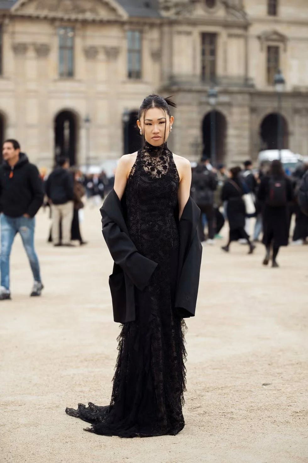 street-style-black-tie-66583865b9802.jpg