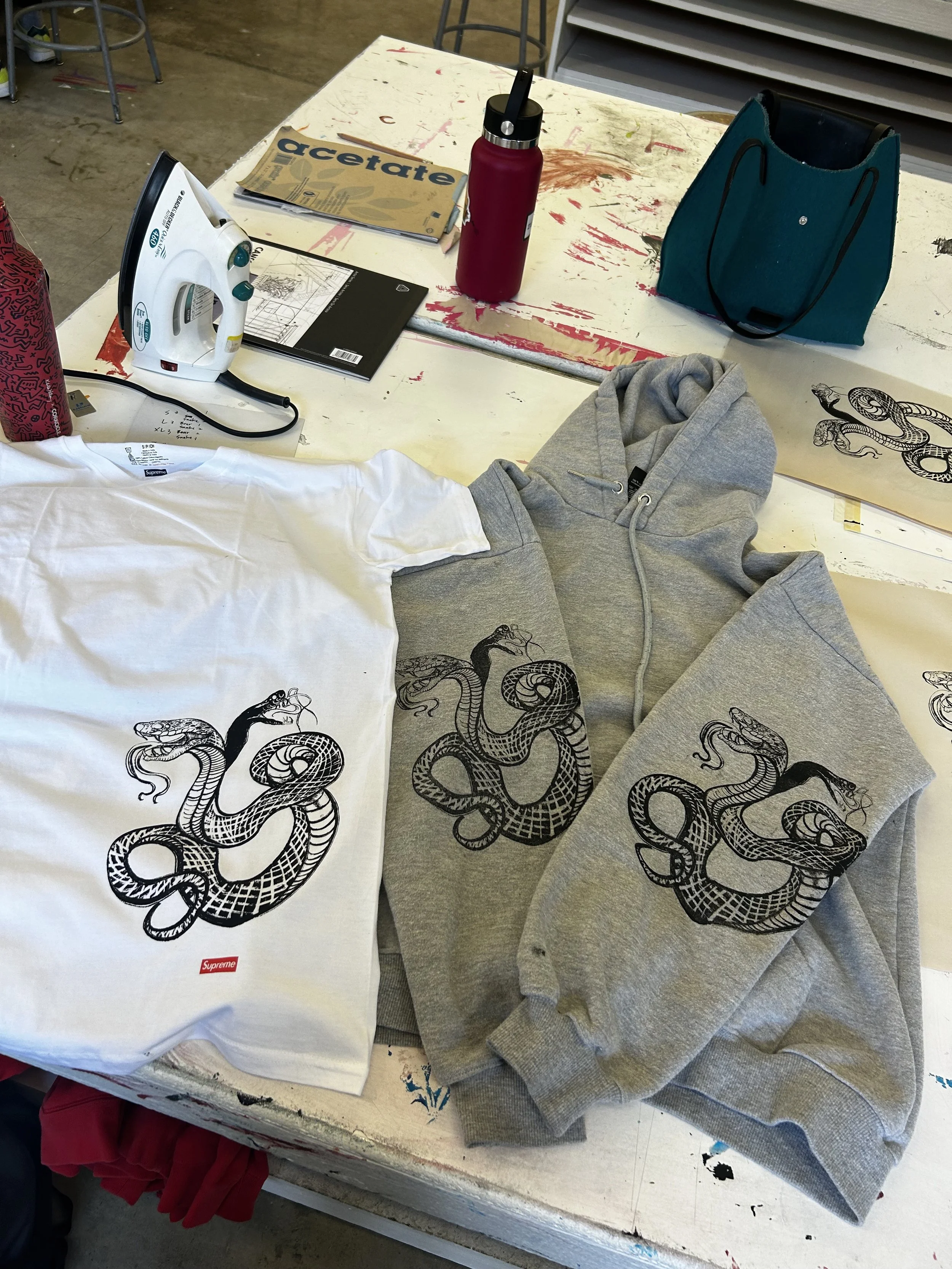 " Pisces " 2023,
Silkscreen Printing on T-shirt and hoodie