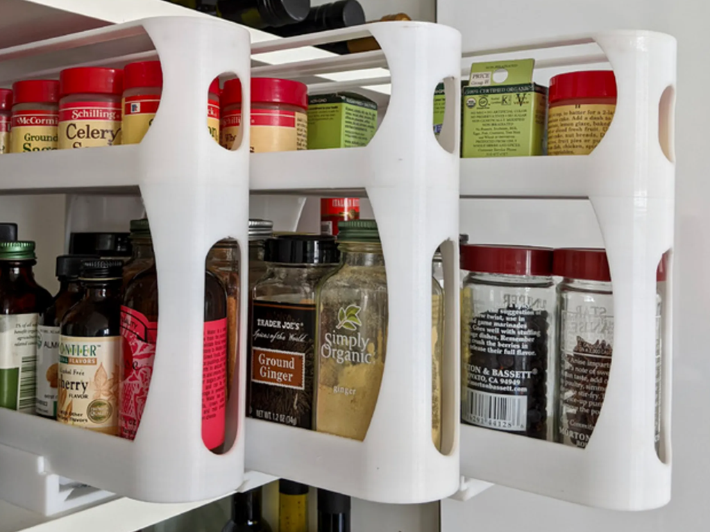 SPICE RACK ORGANIZER