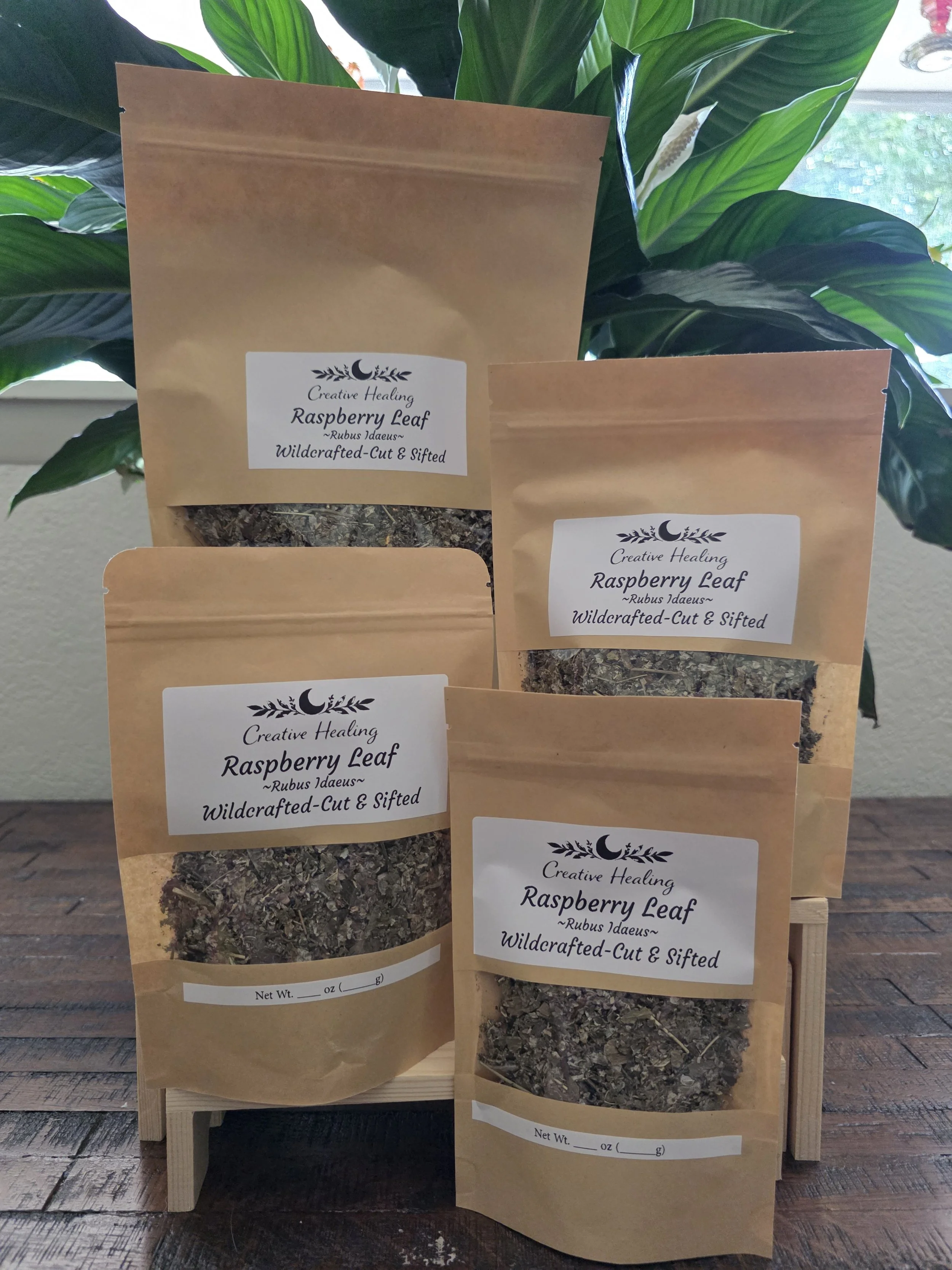 Raspberry Leaf (Cut & Sifted, Wild Crafted) (Rubus idaeus)