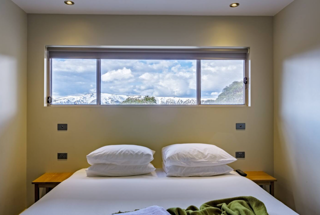 Altezza penthouse master w small view of window.png