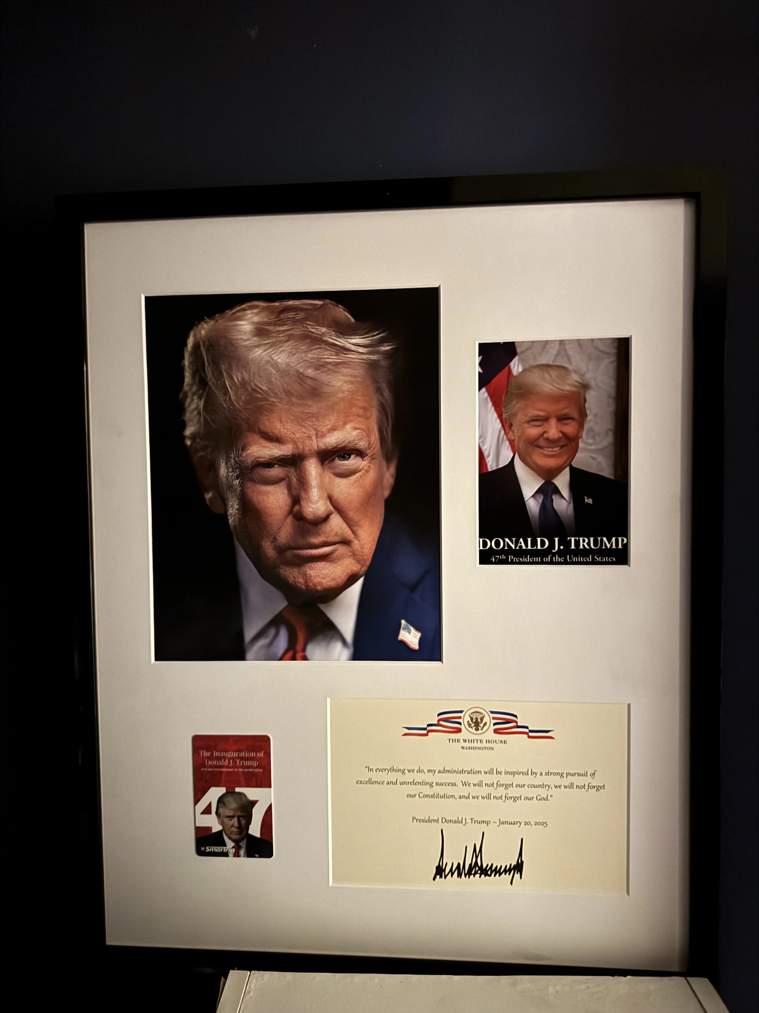 The First Response from The White House  Which includes A Inauguration Quote Card, A Presidential Picture, a Postcard from that Day, and the transit card the Washington DC Metro Put out