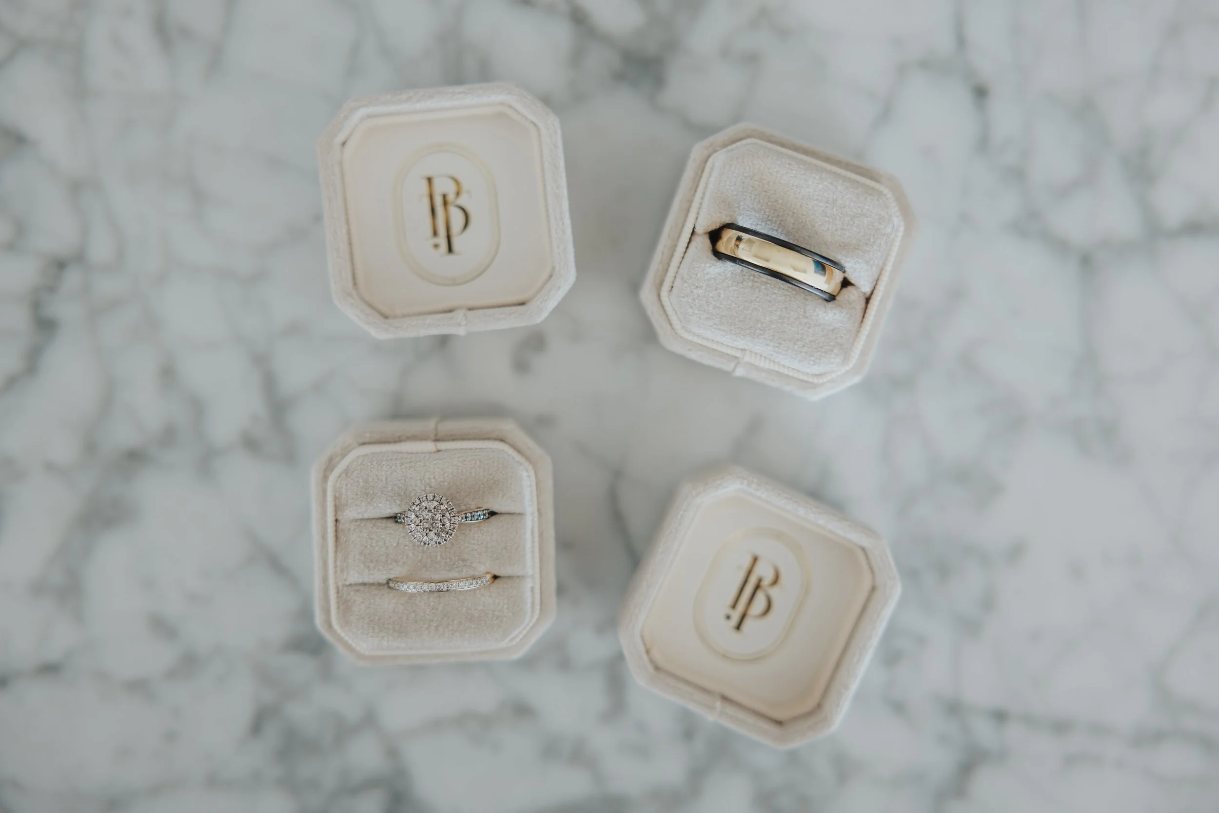 Mr & Mrs Laycock_026.jpg