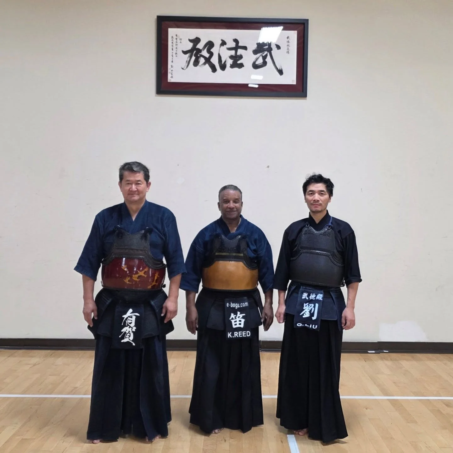 朝稽古！
Morning practice, preparing for the Kodansha promotion exam this weekend.