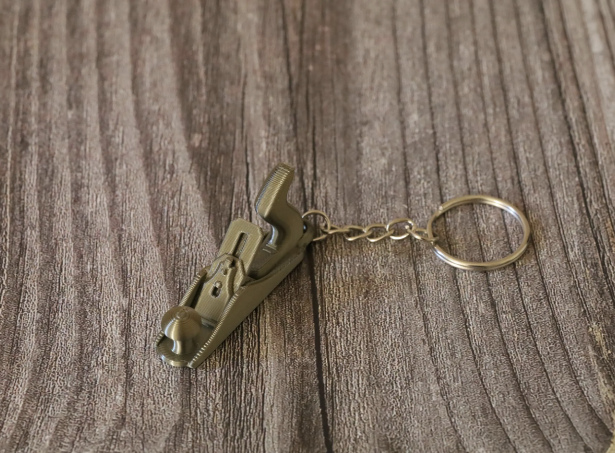 Woodworking Bench Plane Keychain - Color Bronze