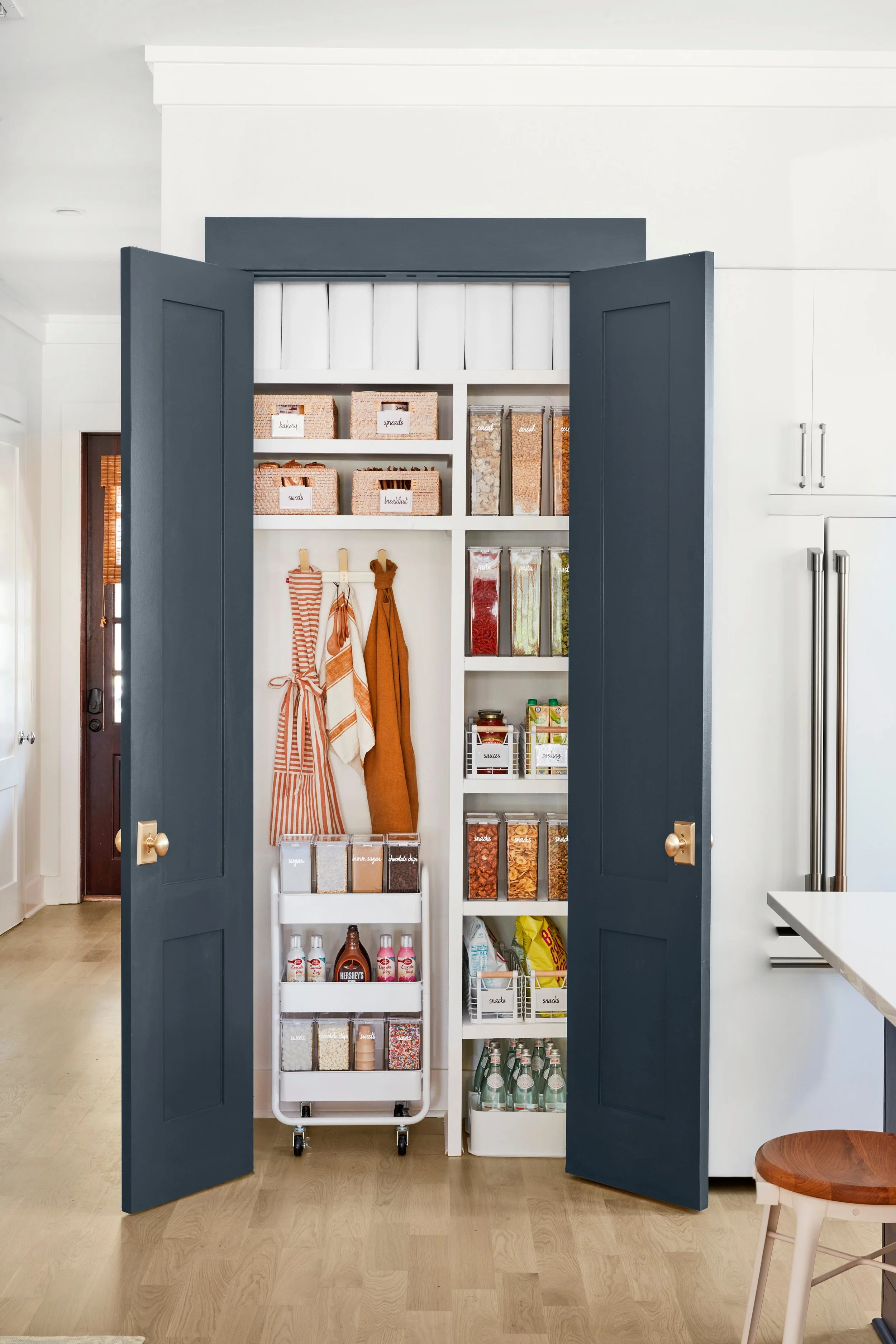 Kitchen_033_preview copy.jpg