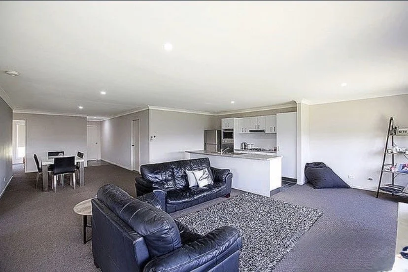 calala sil 1 lounge.jpg