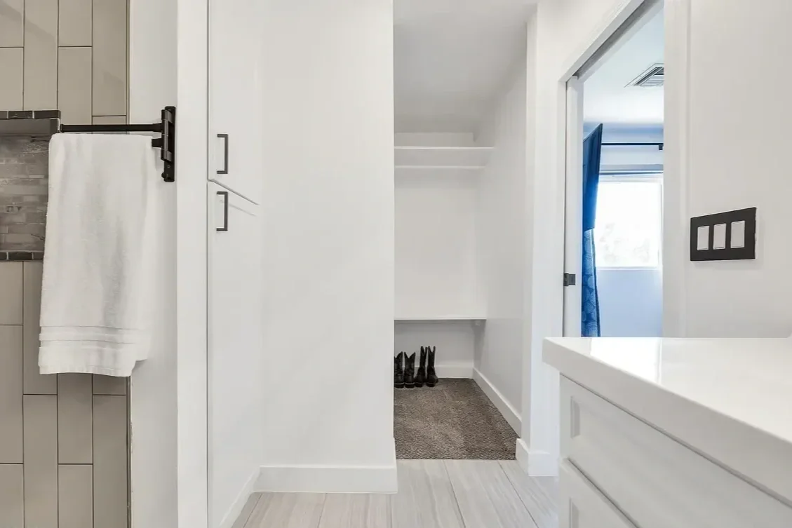 custom walkin closet and bathroom end-suite. European Design. Interior Design. Dallas. Highland Park. North Dallas. Great room. renovation. Remodel. custom craftsmanship. Timeless.