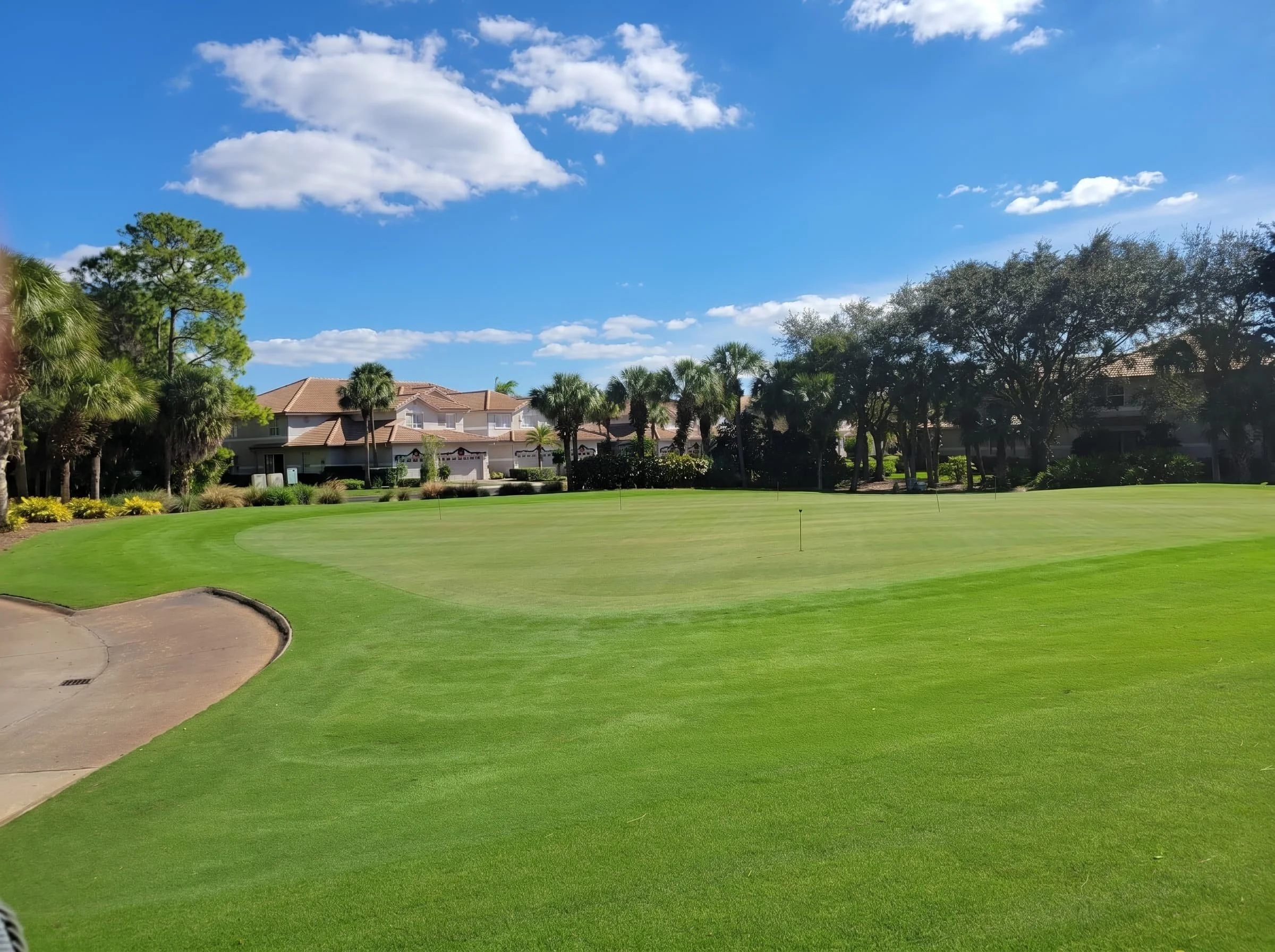 Forest Glen Golf & Country Club