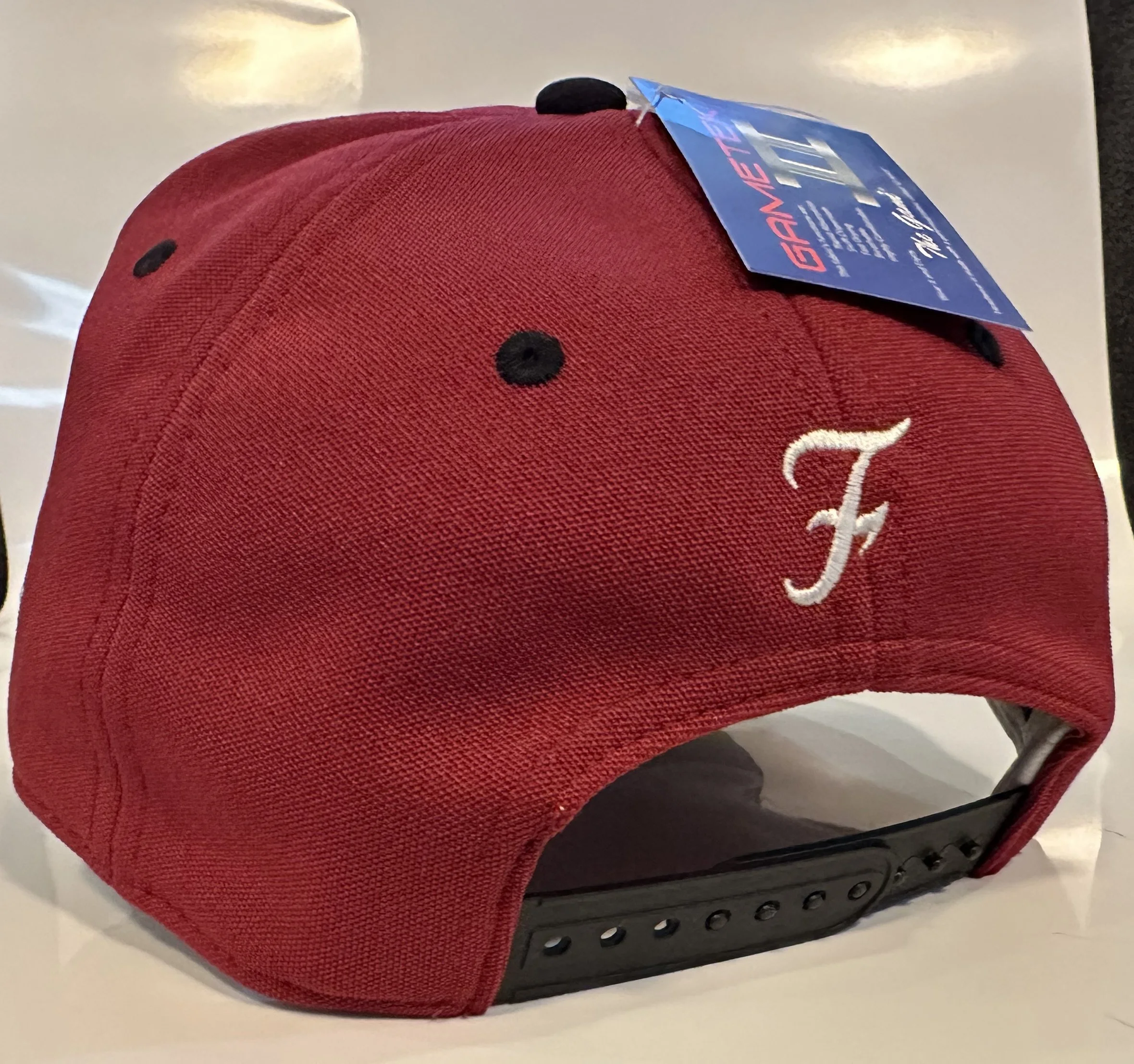 Adjustible - Snap back - Back.jpg