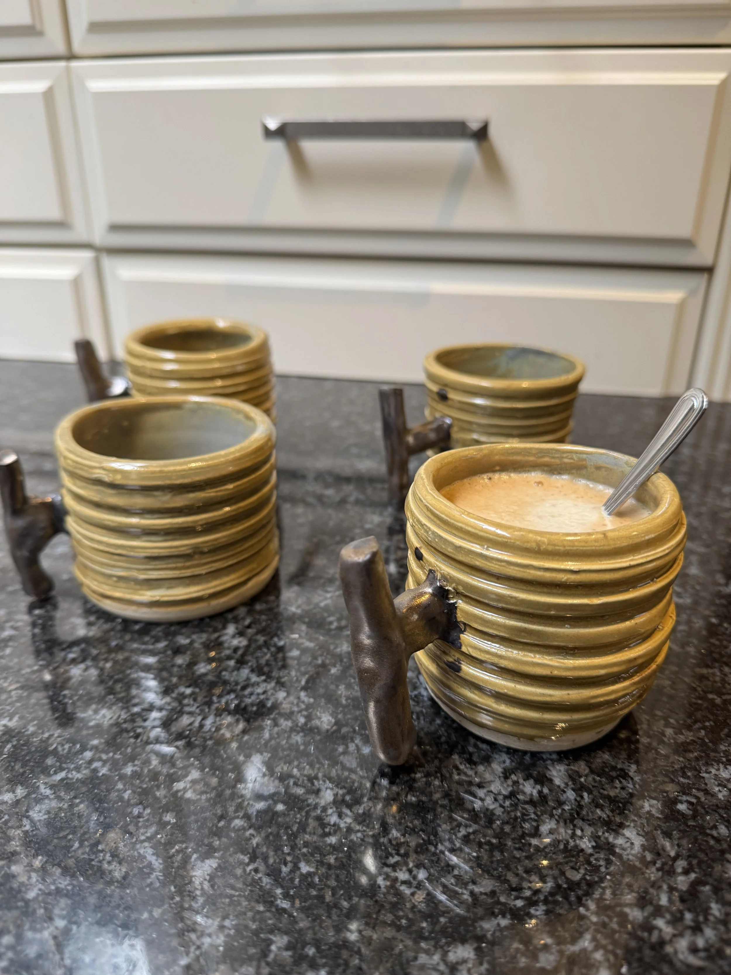 Set of 4 coffee cups