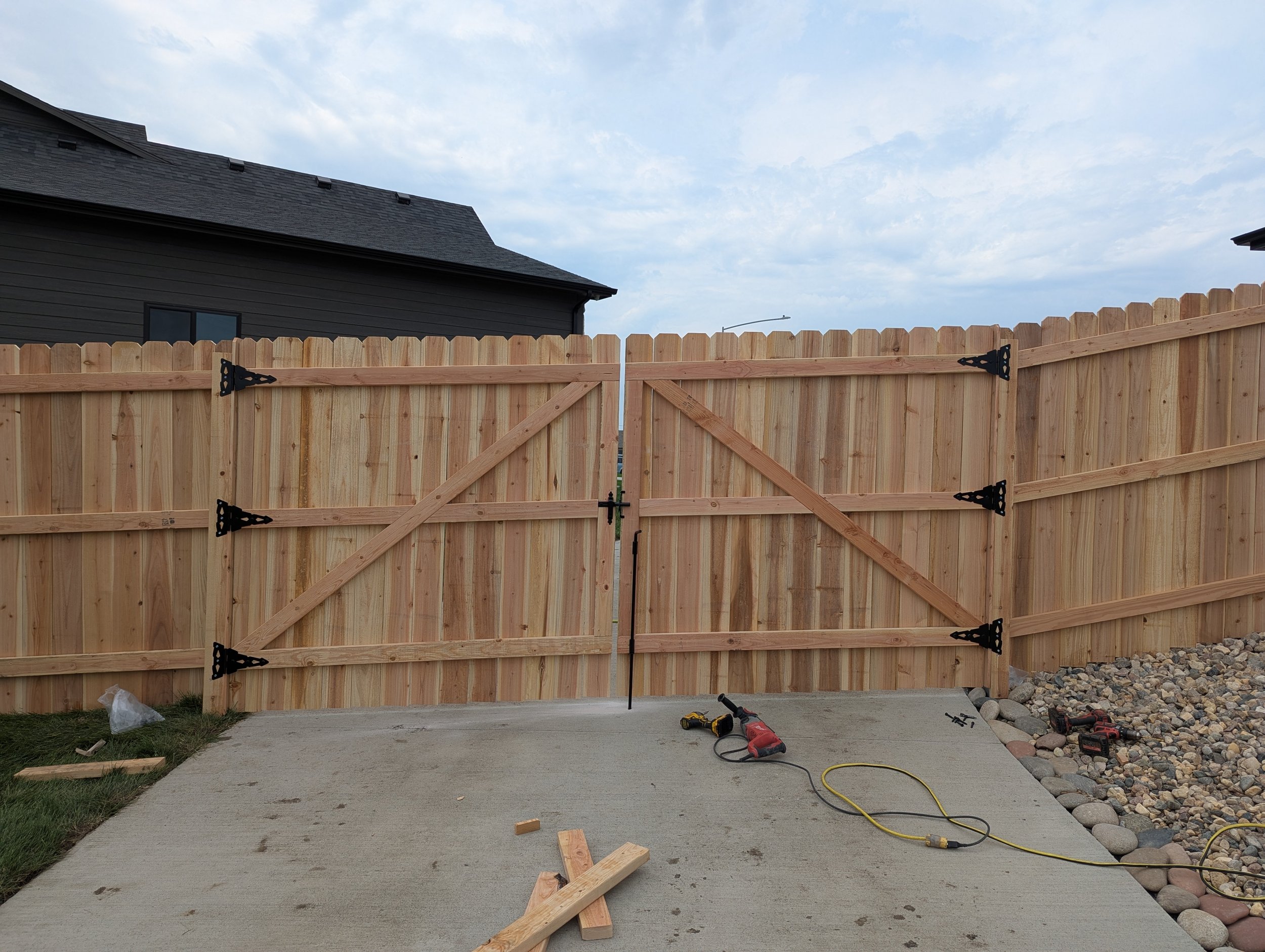12 Ft double drive gate build