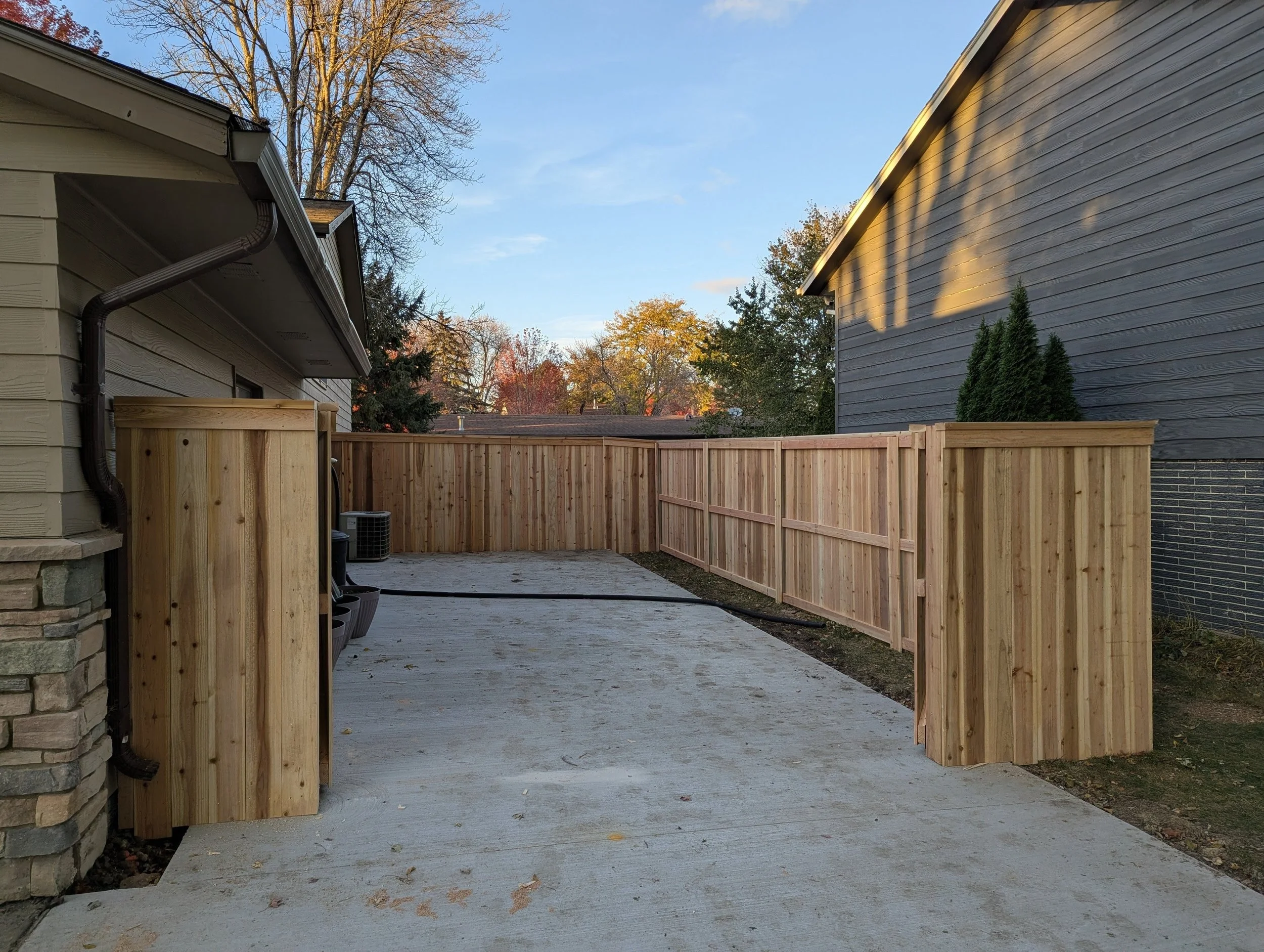 6 ft Cedar Cap Board