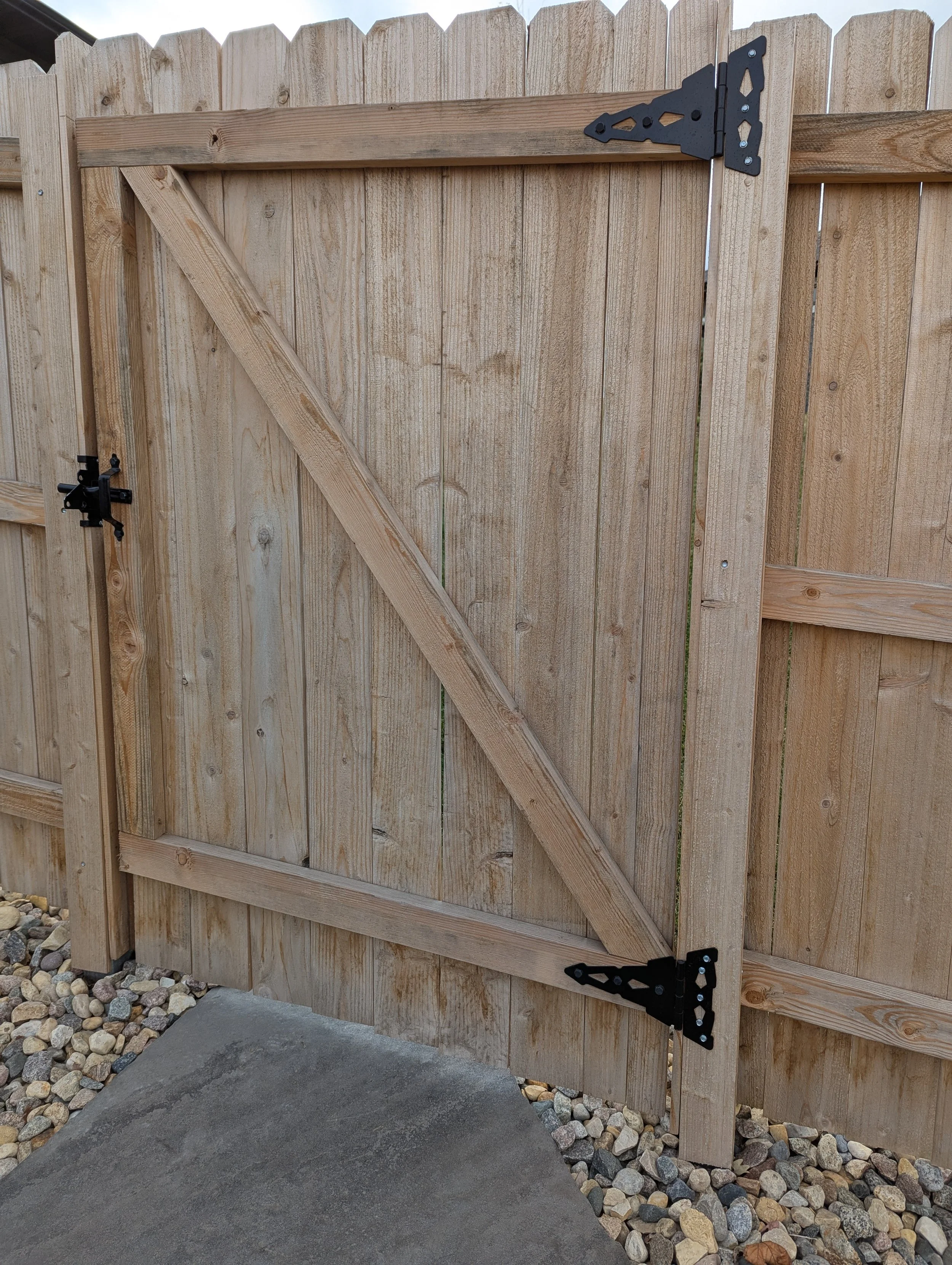 Single swing gate repair
