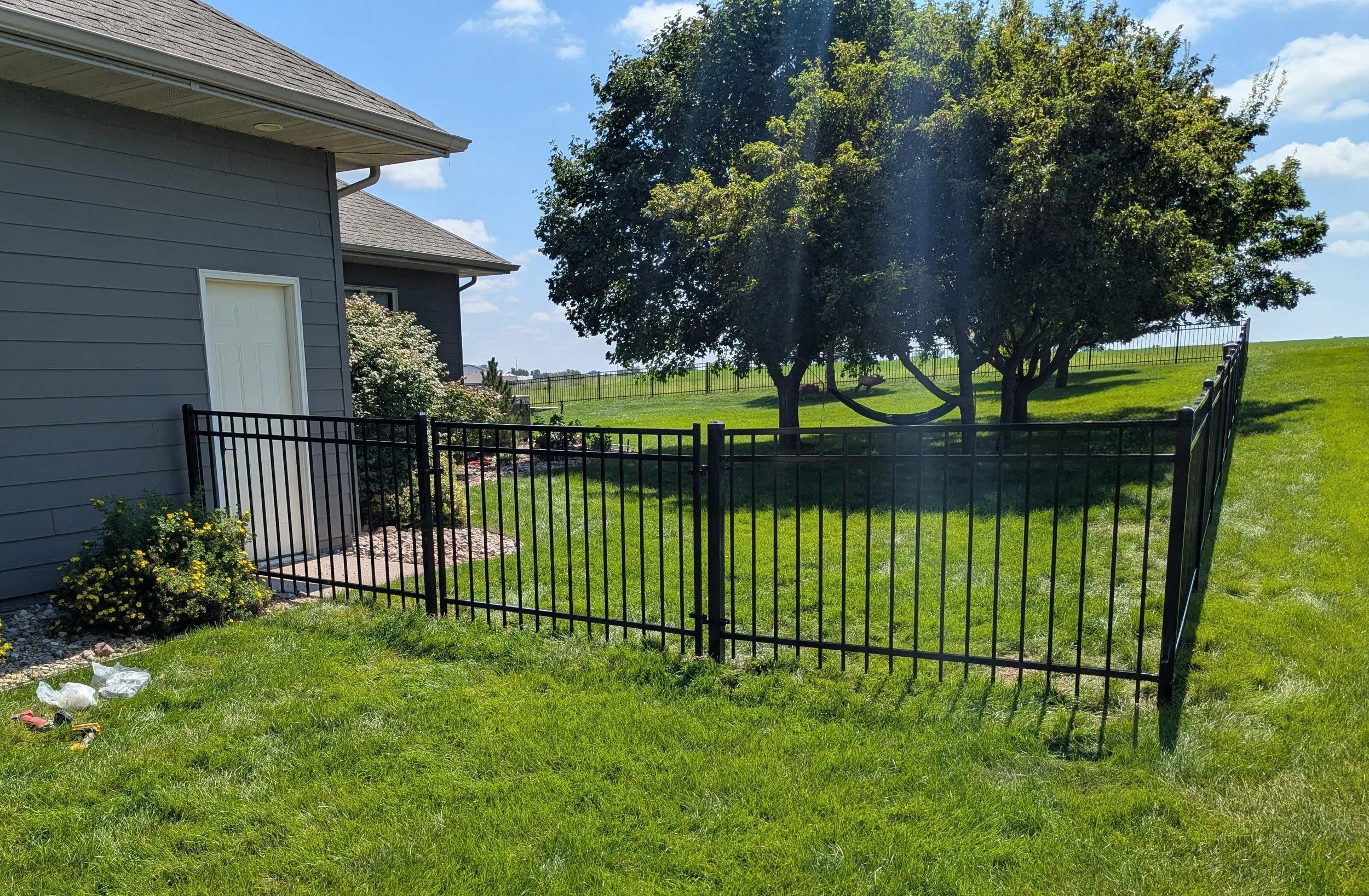 4 ft ornamental iron