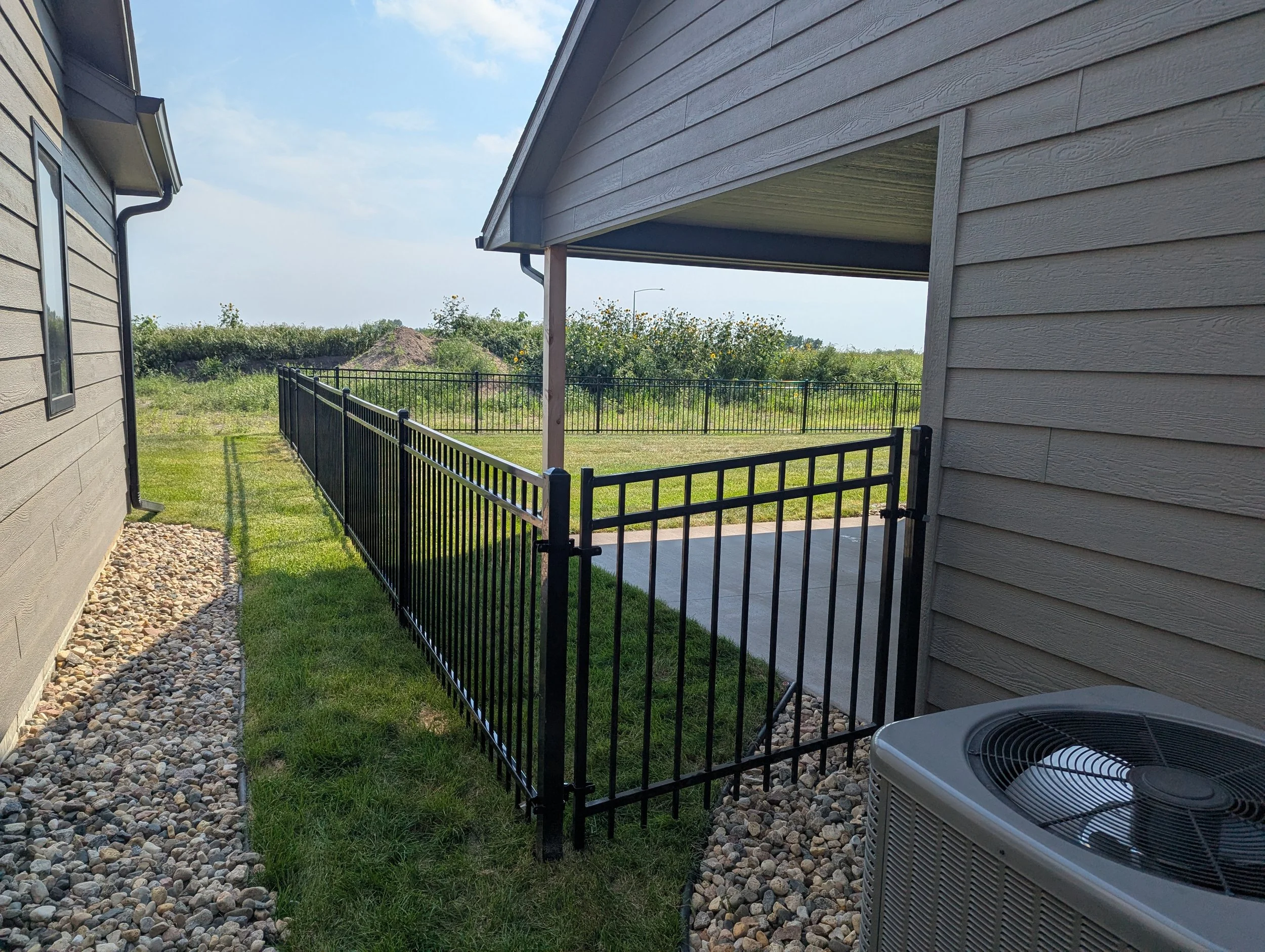 4 ft ornamental iron
