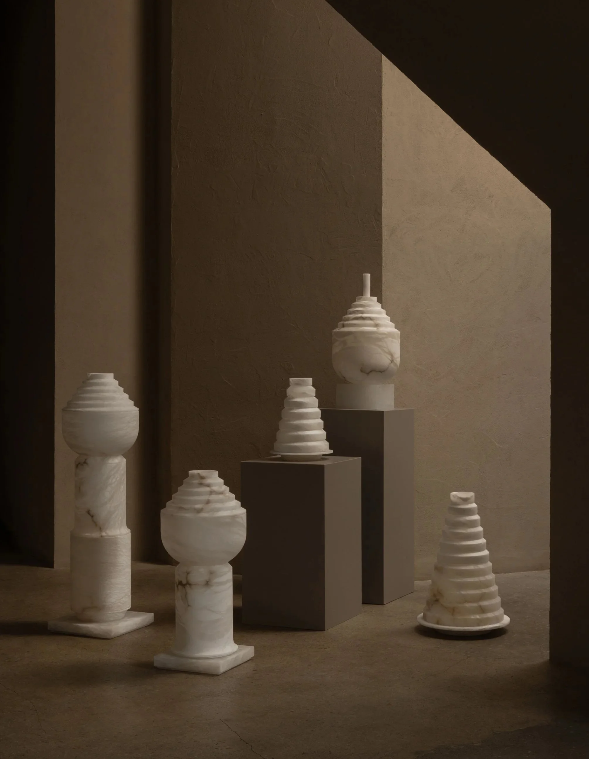 CONICA & CONICA Large avec la collection VOLCA