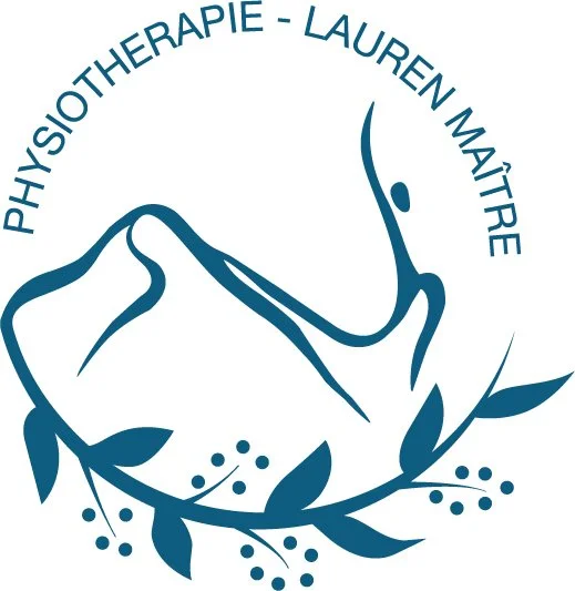 Logo avec un cercle, une montagne stylisée, une figure humaine en train de faire de la physiothérapie, et des branches d'olivier, avec le texte 'Physiothérapie - Lauren Maître' autour.