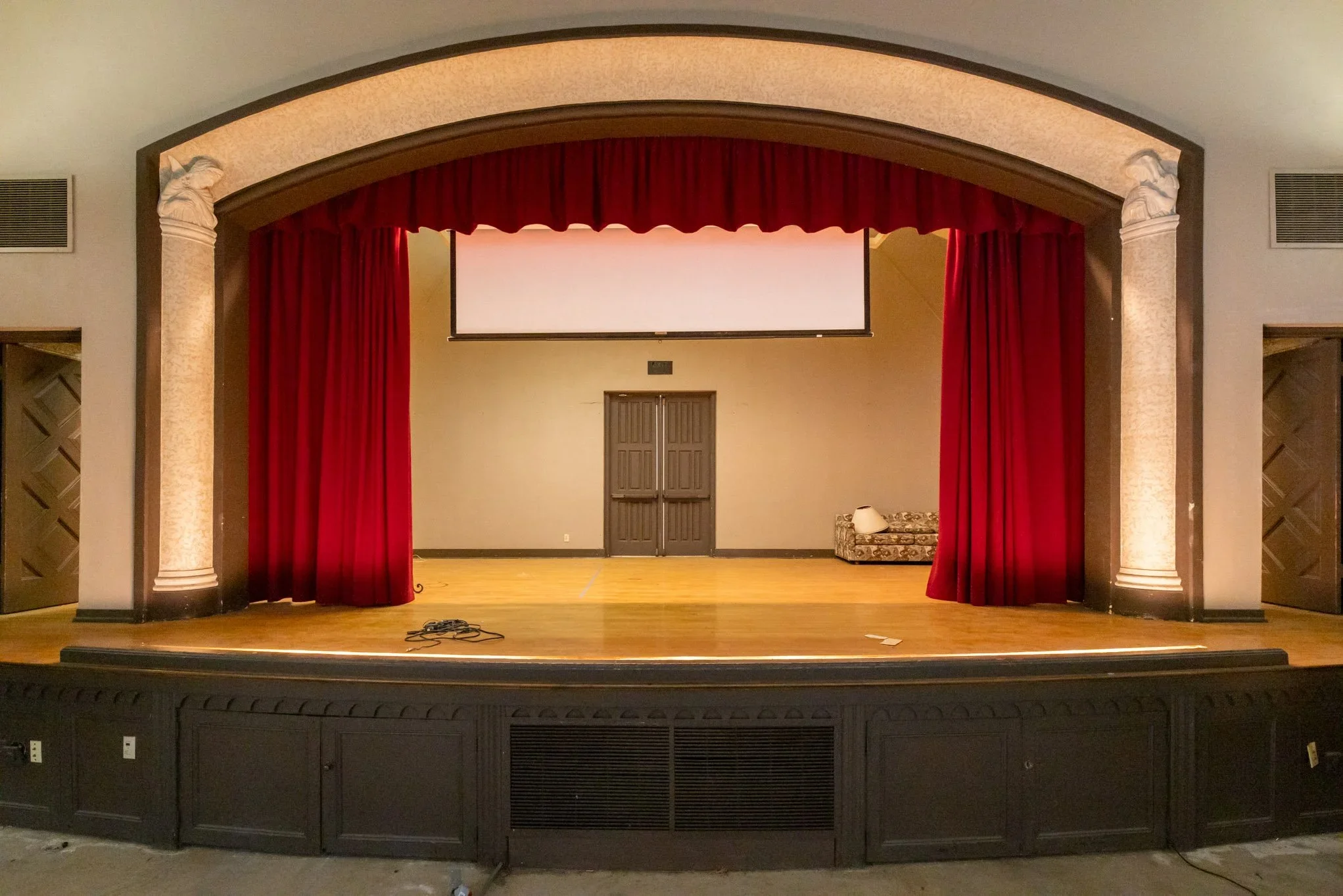 Behind the Lens: The Stories of Music's Greatest Album Covers