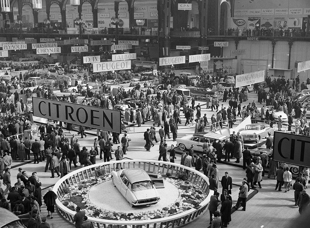 The Birth of the DS: A Flagship for France