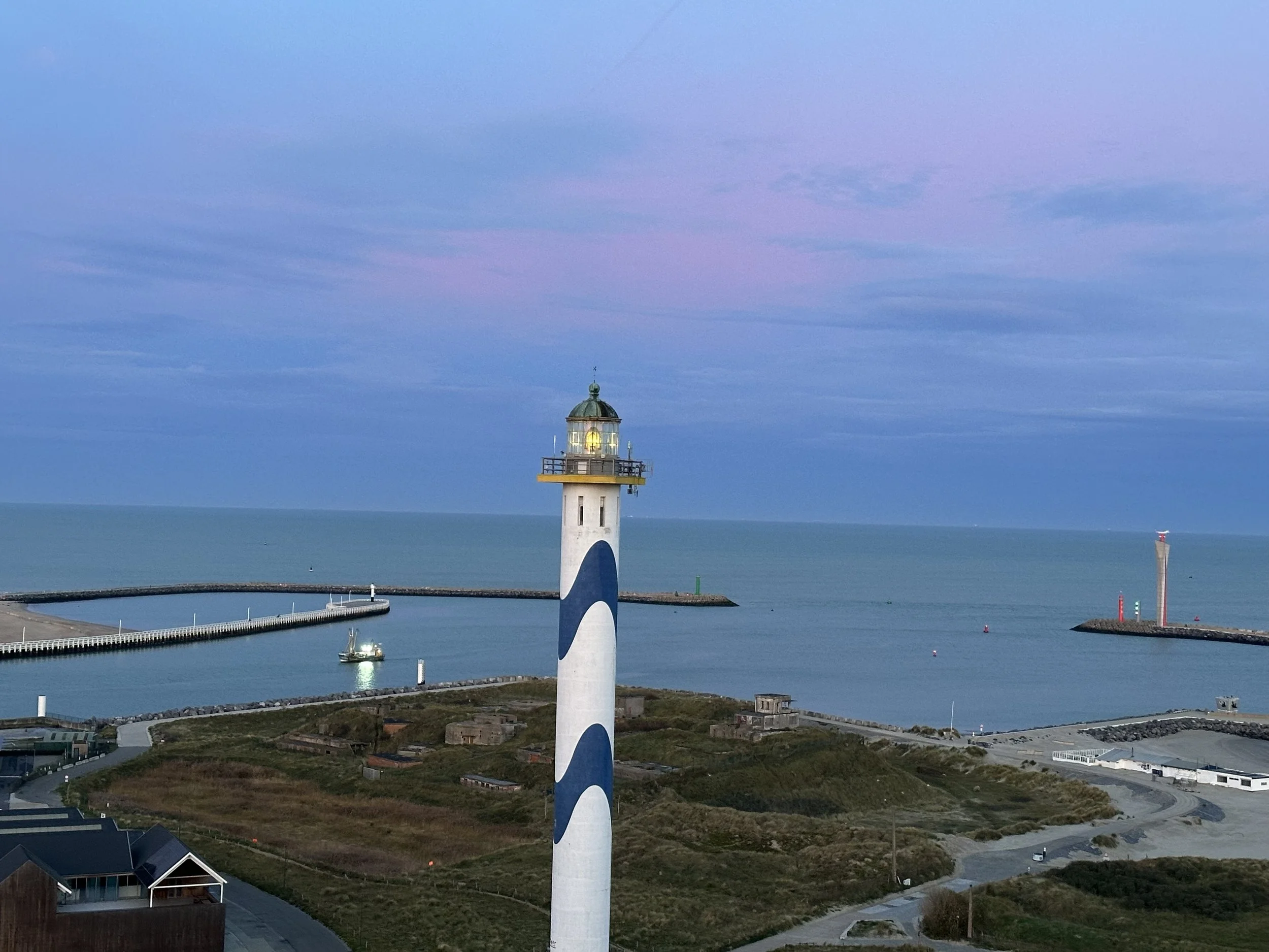 2025-11-12 07.46.00.jpg