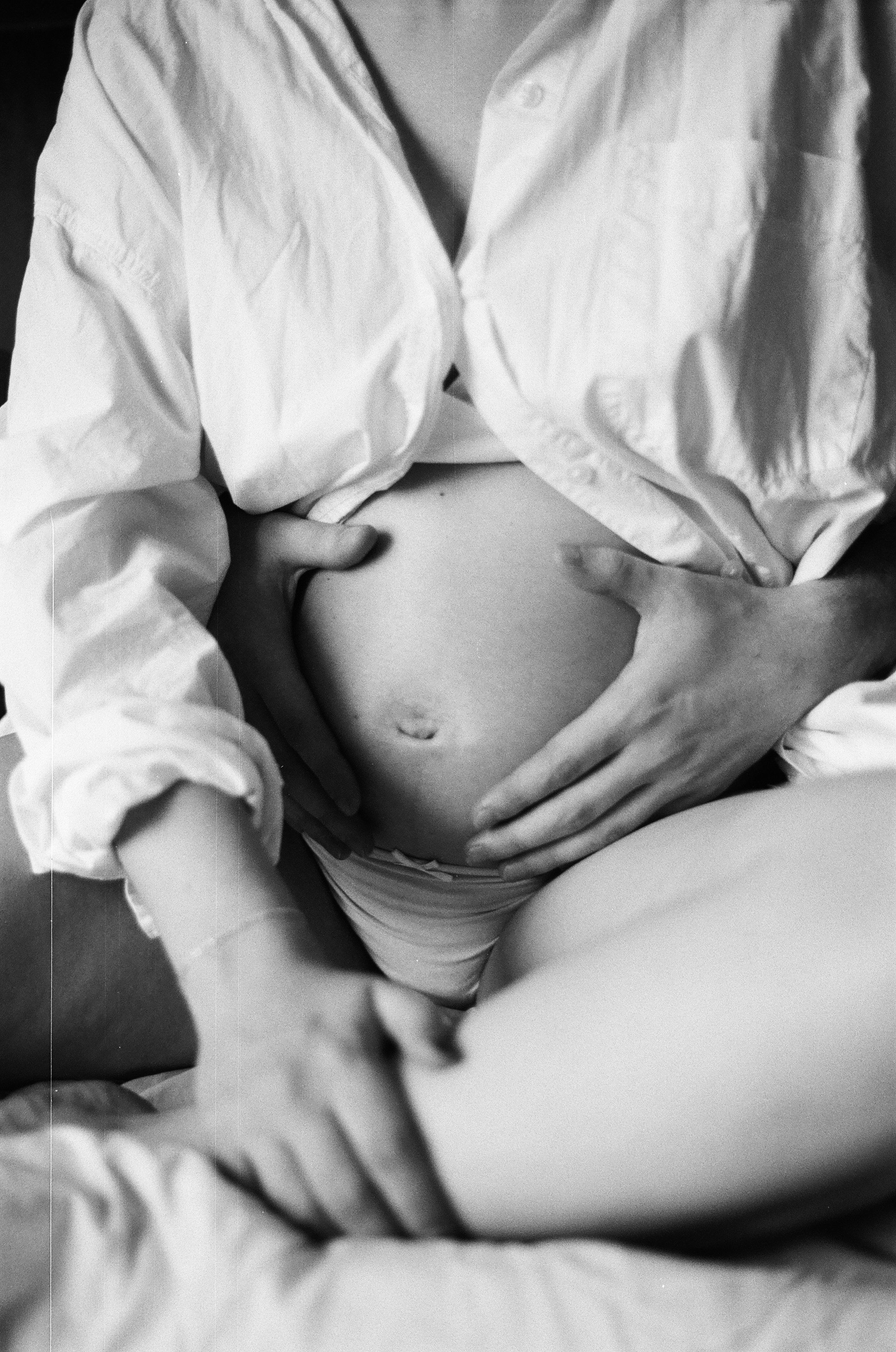 Expectant parents attending childbirth education classes with Birth and Babes in Wodonga.