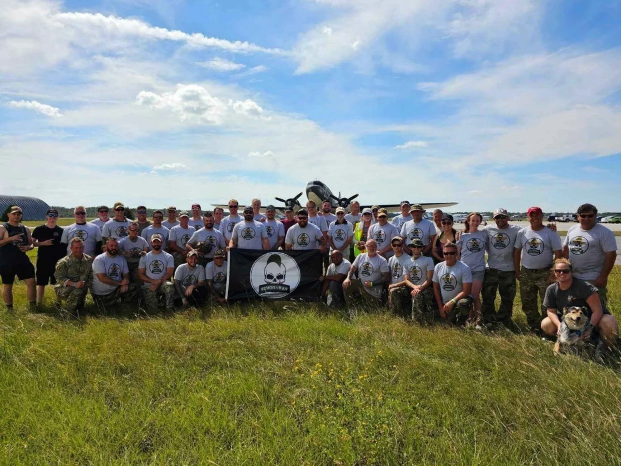 Group photo of 22mohawks veterans.