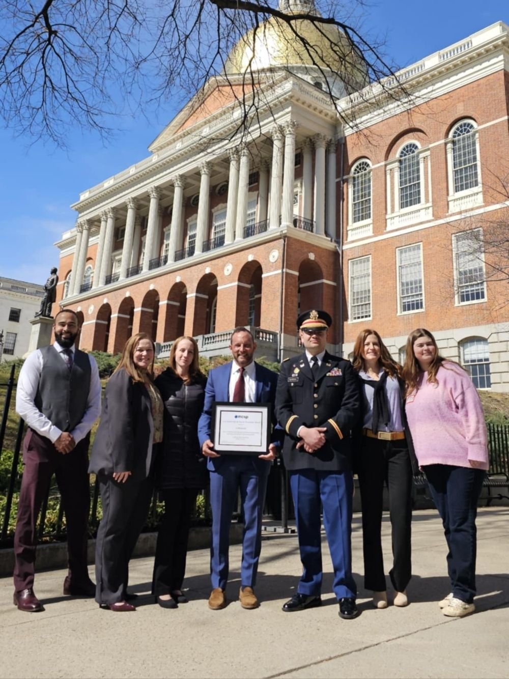 Group photo of 22mohawks veterans.