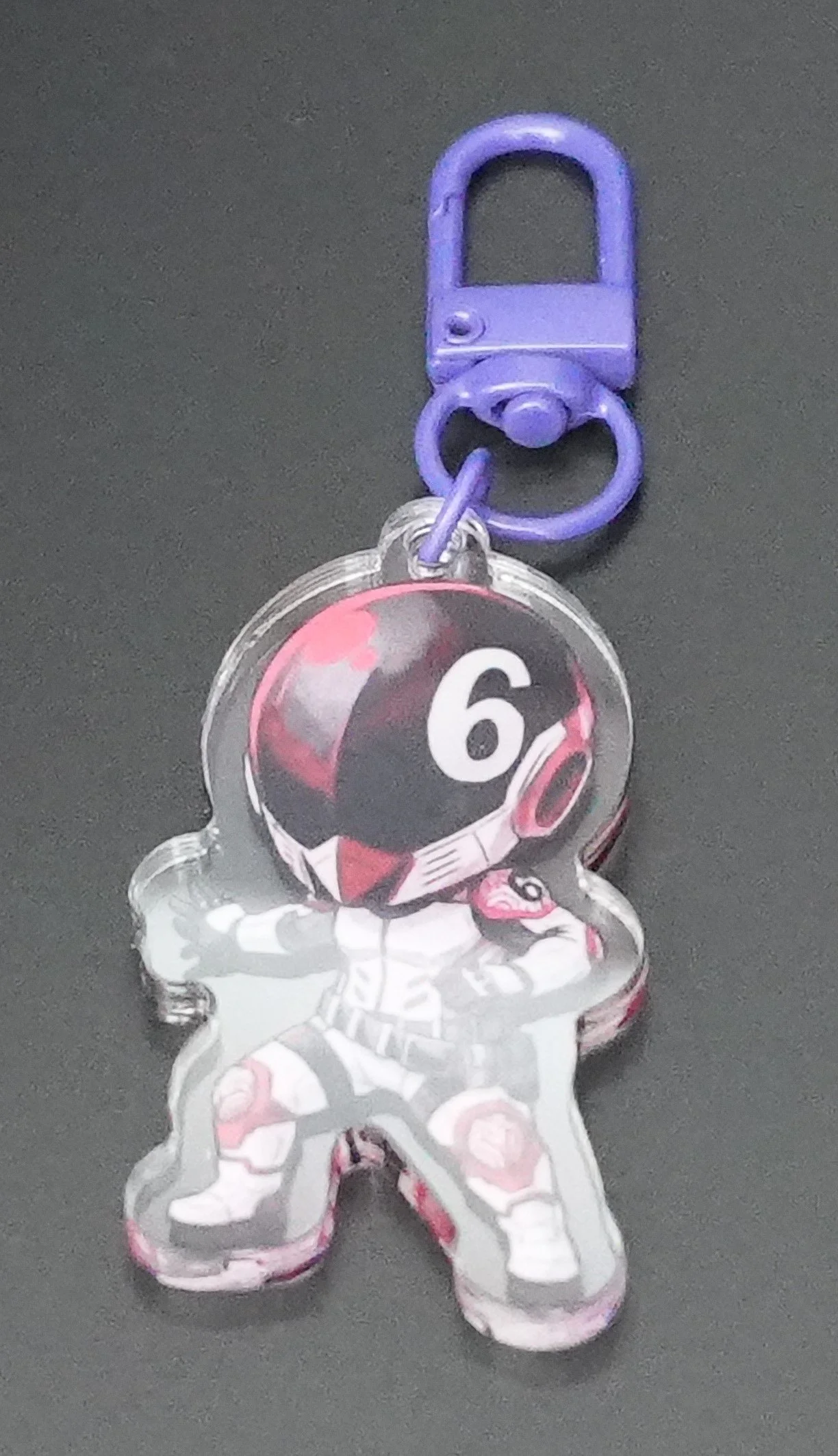 PURPLE NUMBER 6 KEYCHAIN.JPG
