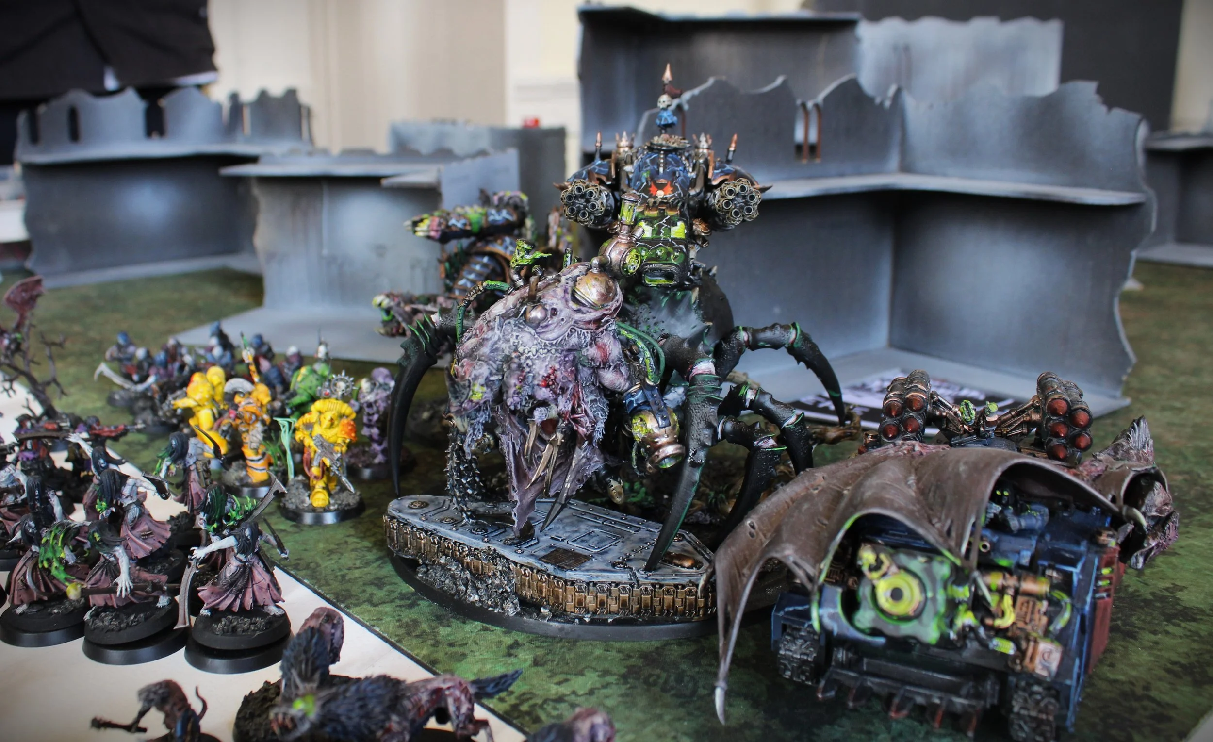 Amazing custom kitbashed defiler from Lewis