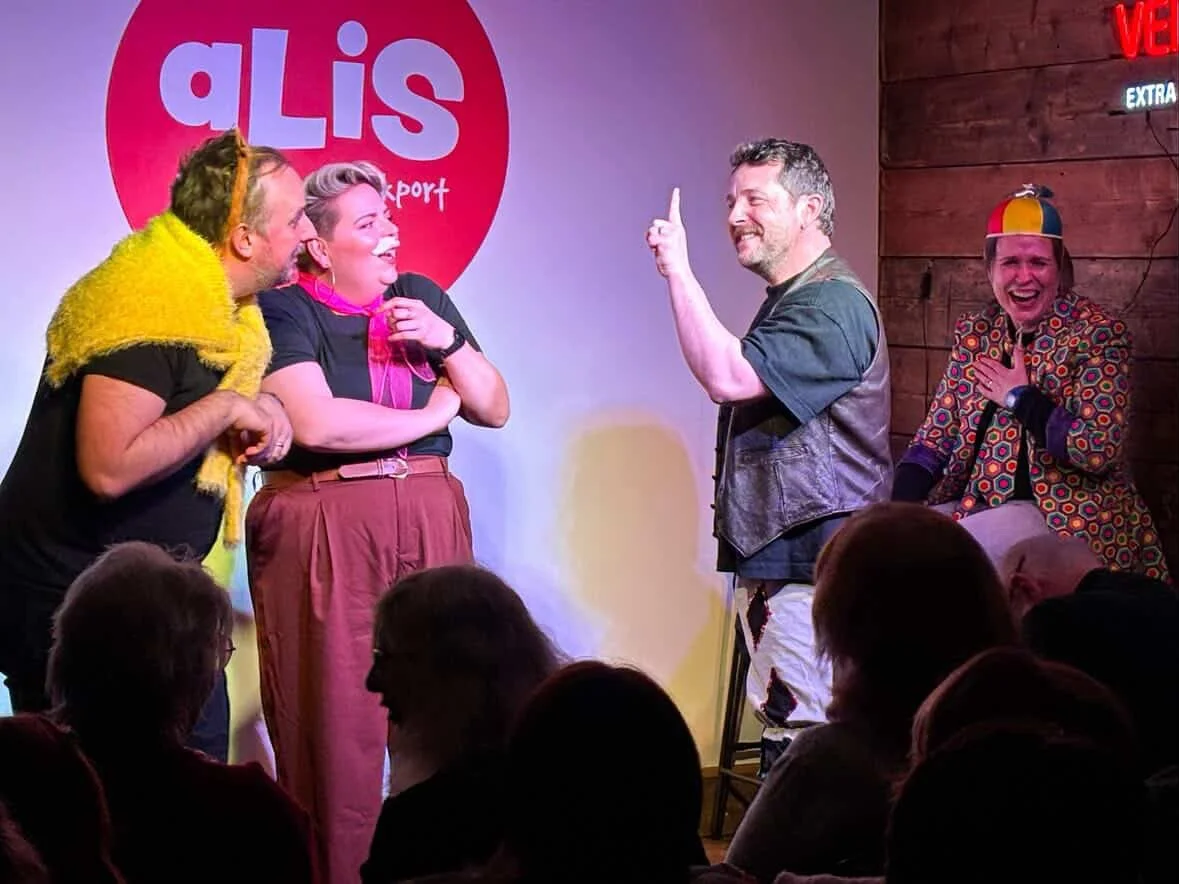 Performers at aLIS comedy club