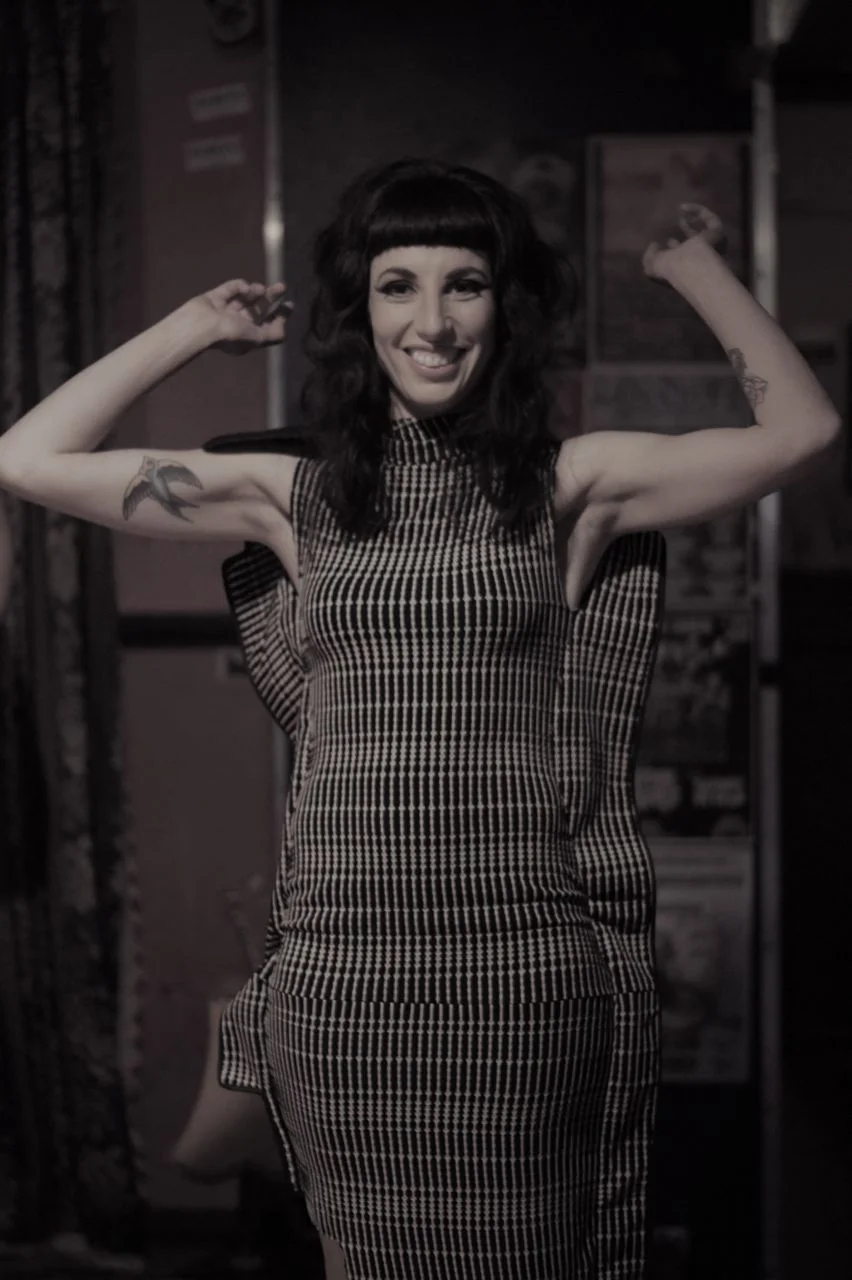 SZN December 2012 web 07.jpg