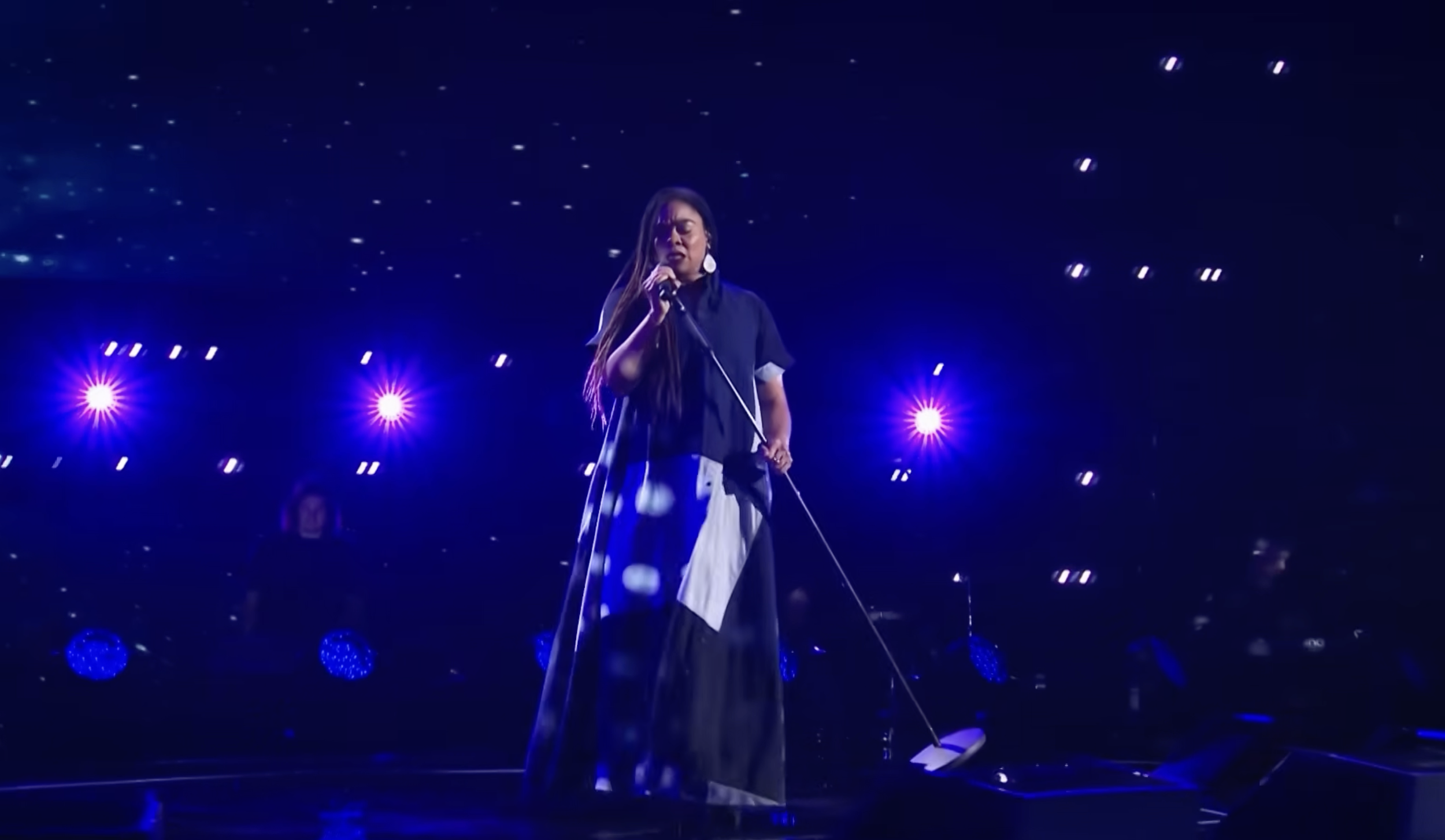 SZN - Cle Morgan on The Voice - 5.png