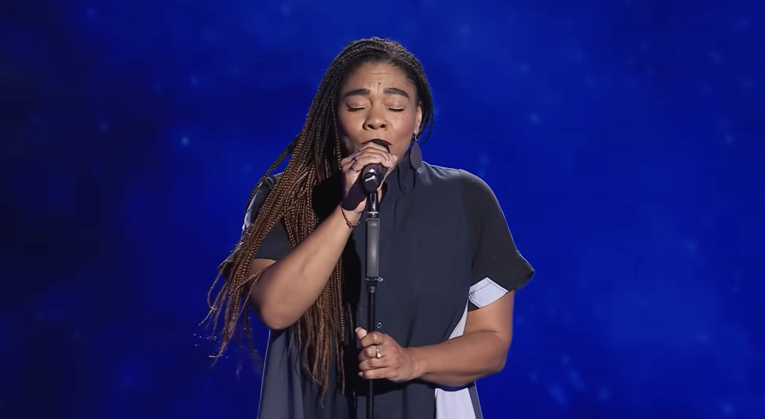 SZN - Cle Morgan on The Voice - 1.png