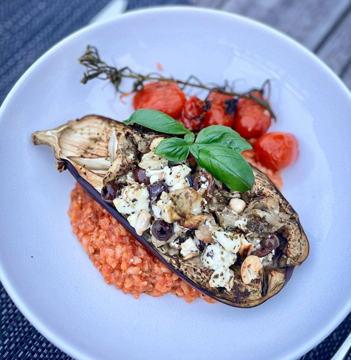 Aubergine farcie &amp; riz tomaté