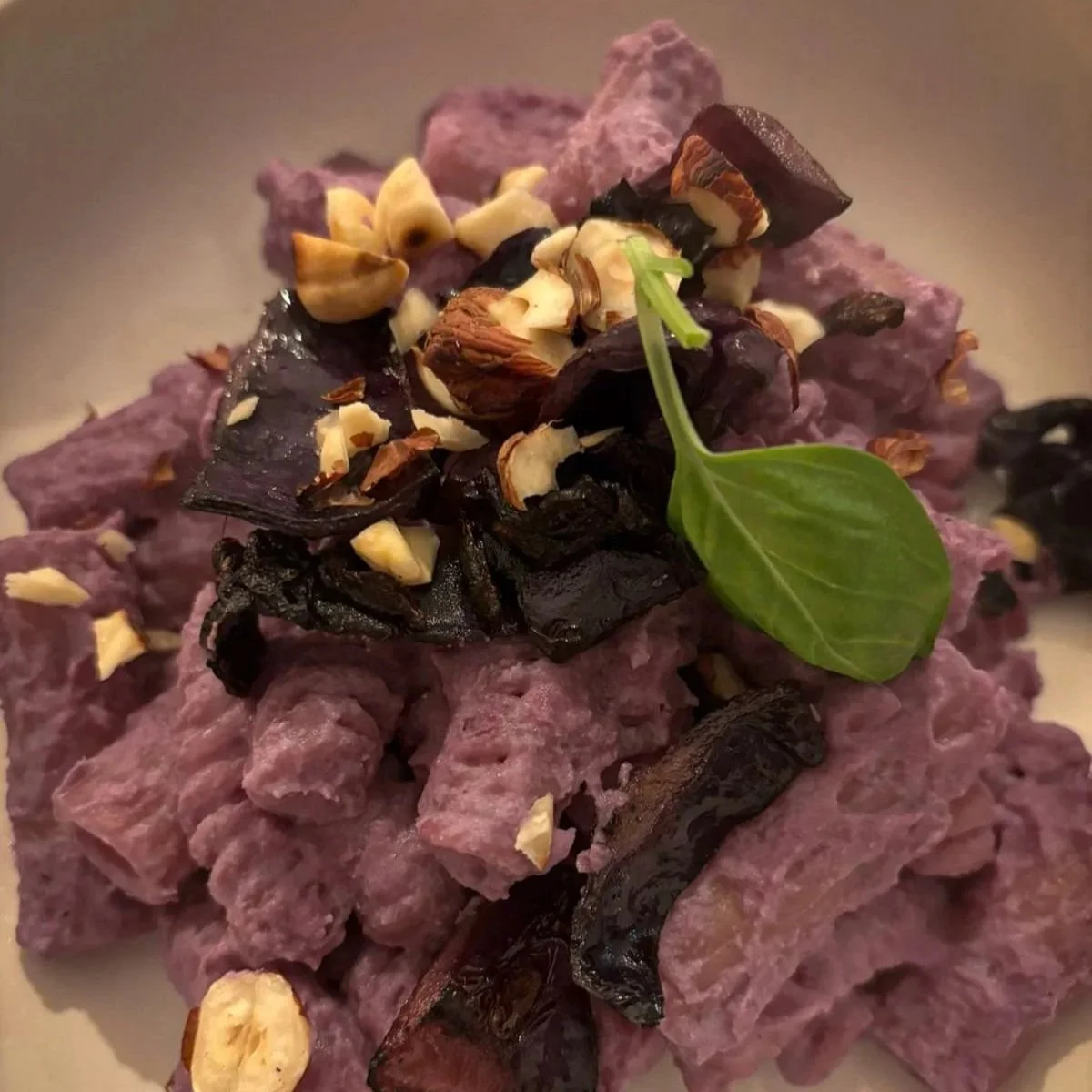 Pâtes au pesto de chou rouge