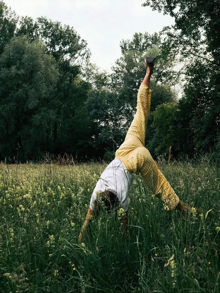 I am going to be teaching twice a week for the rest of the year. So no more Mondays in Bermondsey and I won't be assisting Stew on Fridays anymore. 
 
You can find me on Fridays 8am - 9.30am teaching my own 90 minute Yōgāsana class @klsettlement. Ple