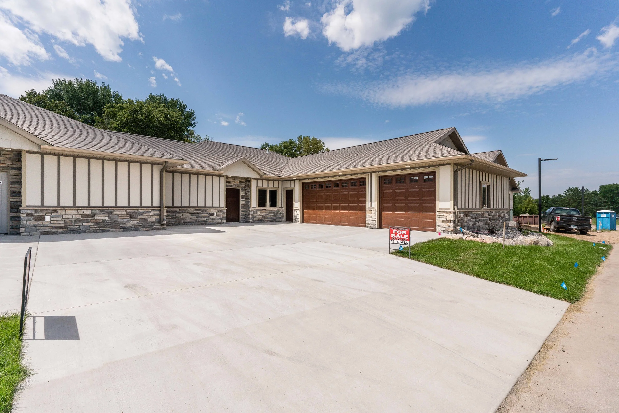 734 Oak Trl-0003.jpg