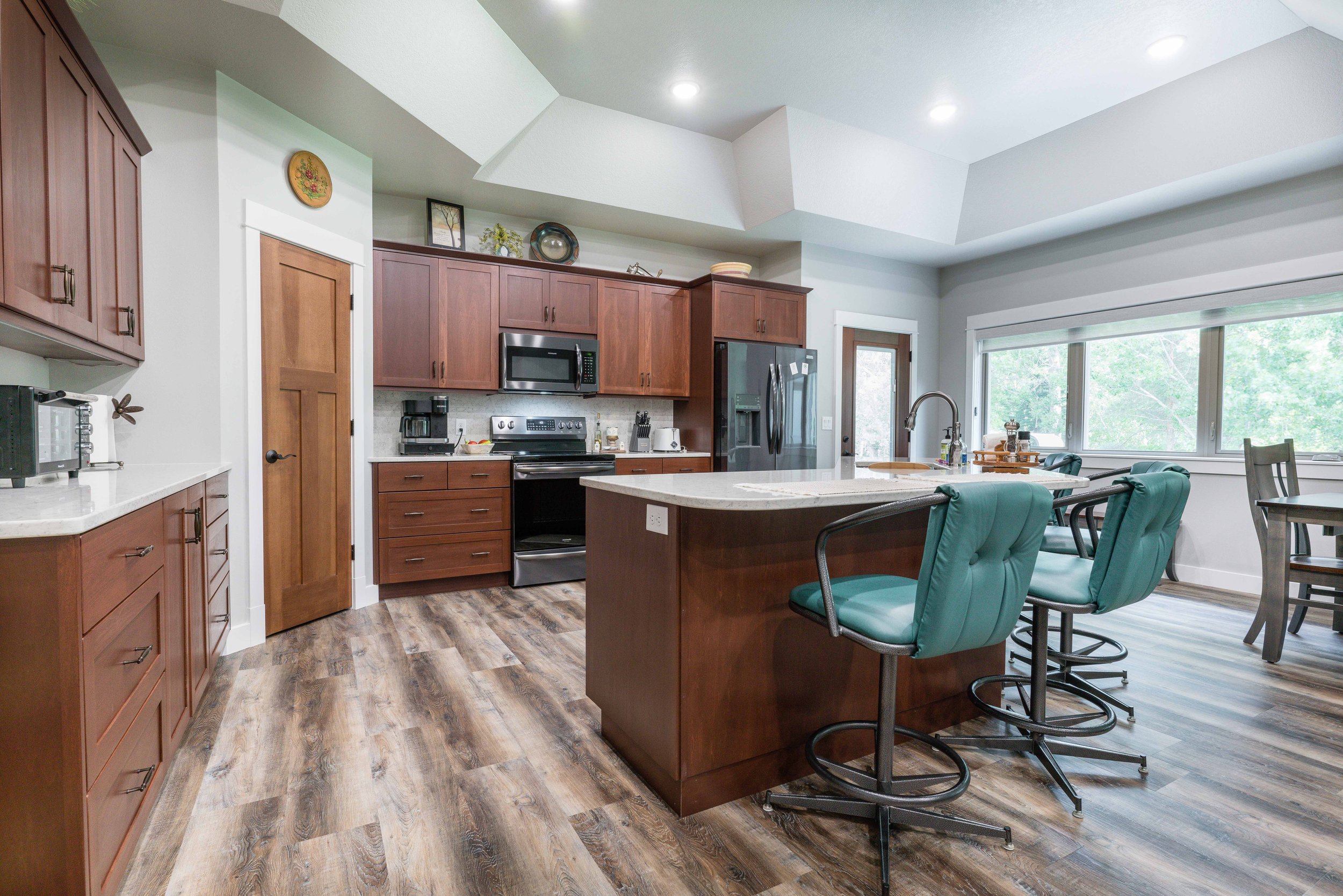 721 Oak Trl-0011.jpg