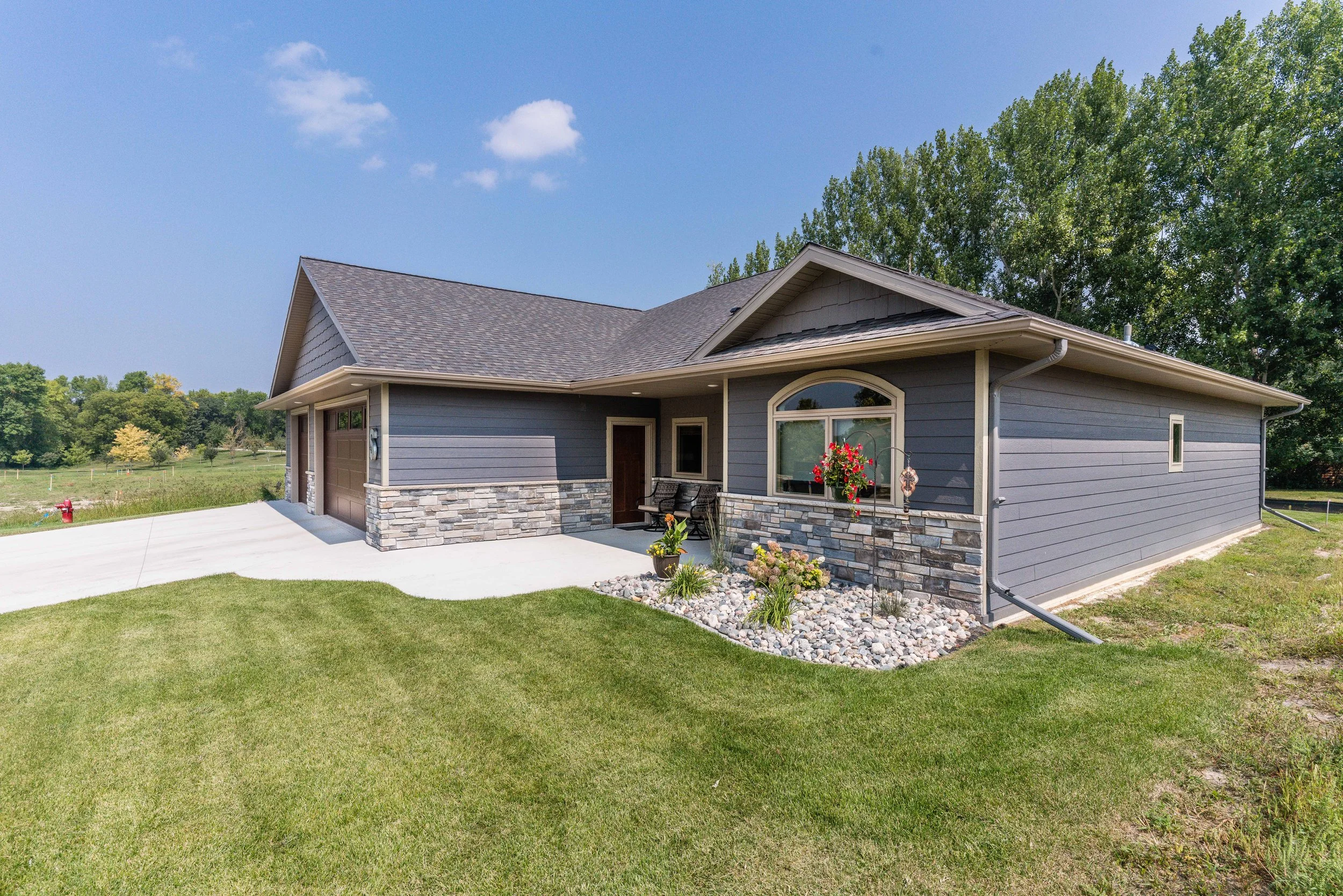 721 Oak Trl-0005.jpg