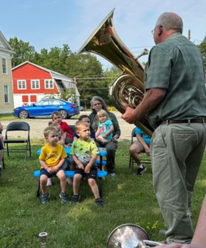 swm-instrument-petting-zoo-tuba_2_orig.png