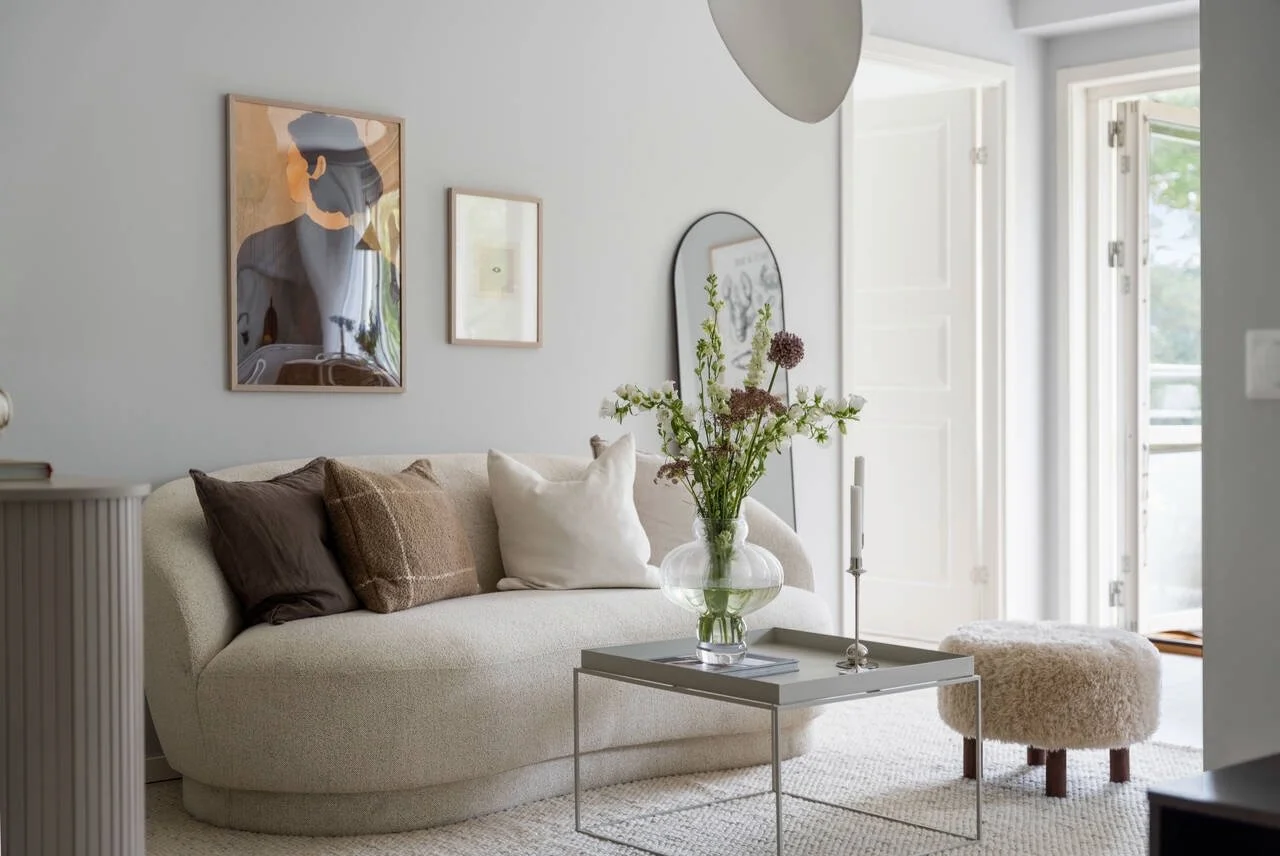Petrejusv&auml;gen 15 🕯️🍁

F&ouml;rmedlas av @bosthlm_realestate
